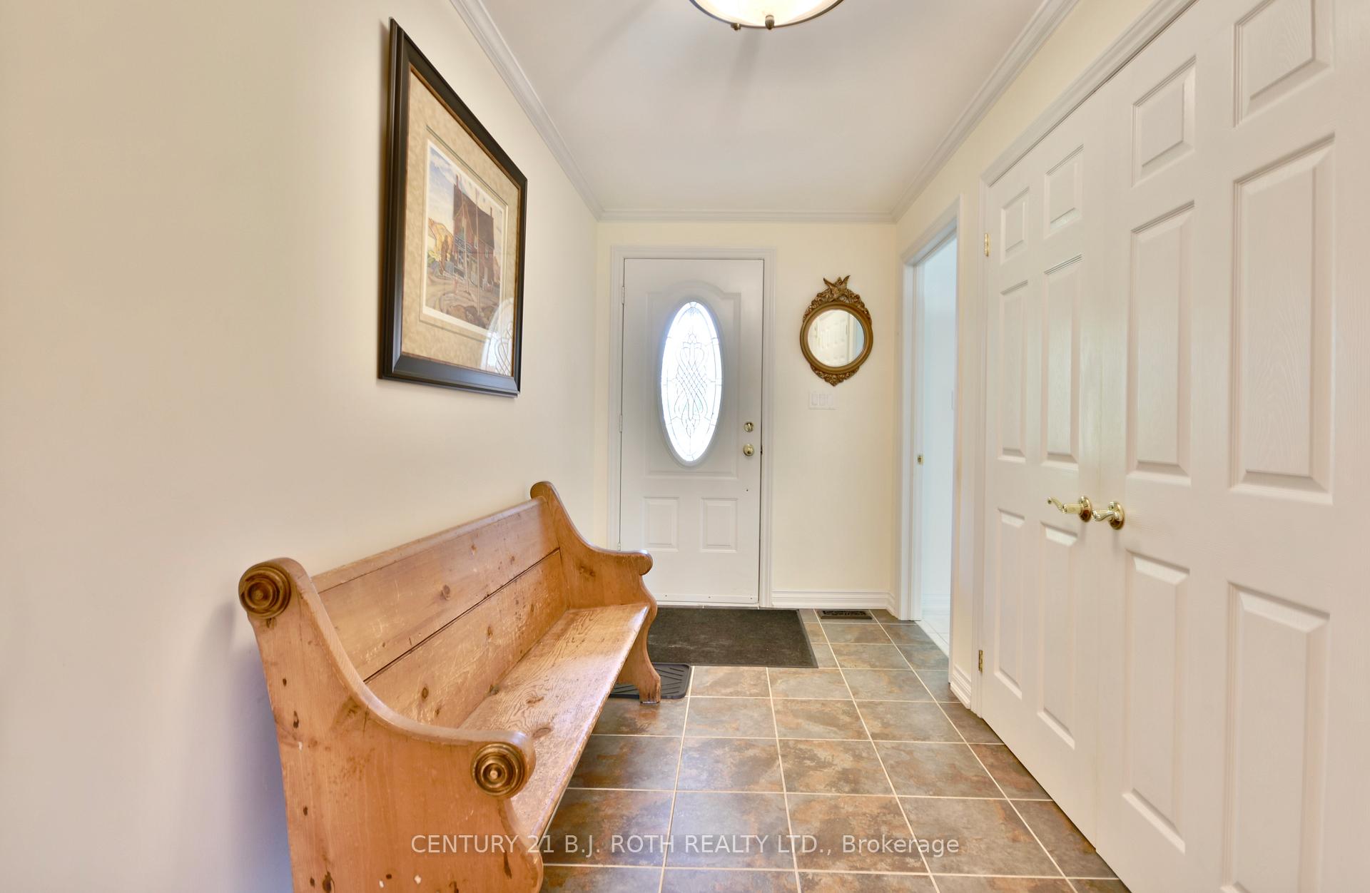 Photo 4 of 2226 Richard Street, Innisfil, Alcona — HOMEH
