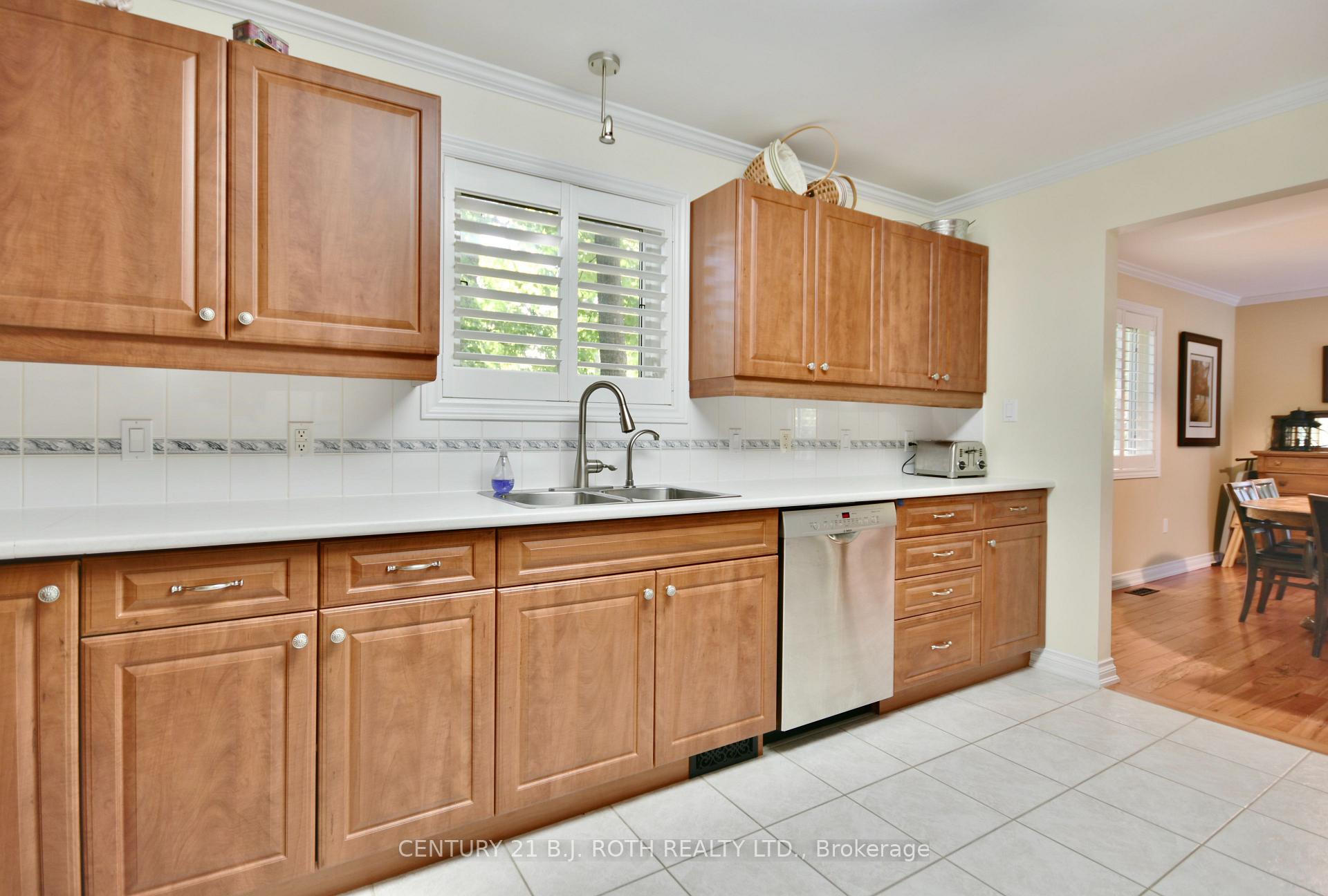 Photo 9 of 2226 Richard Street, Innisfil, Alcona — HOMEH