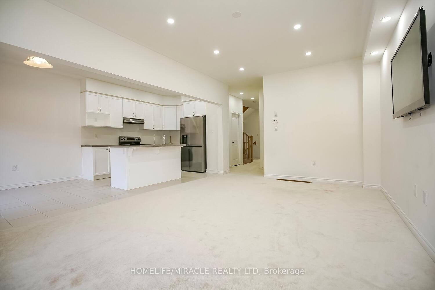 Photo 9 of 15 Hitchman Street, Brant, Paris — HOMEH