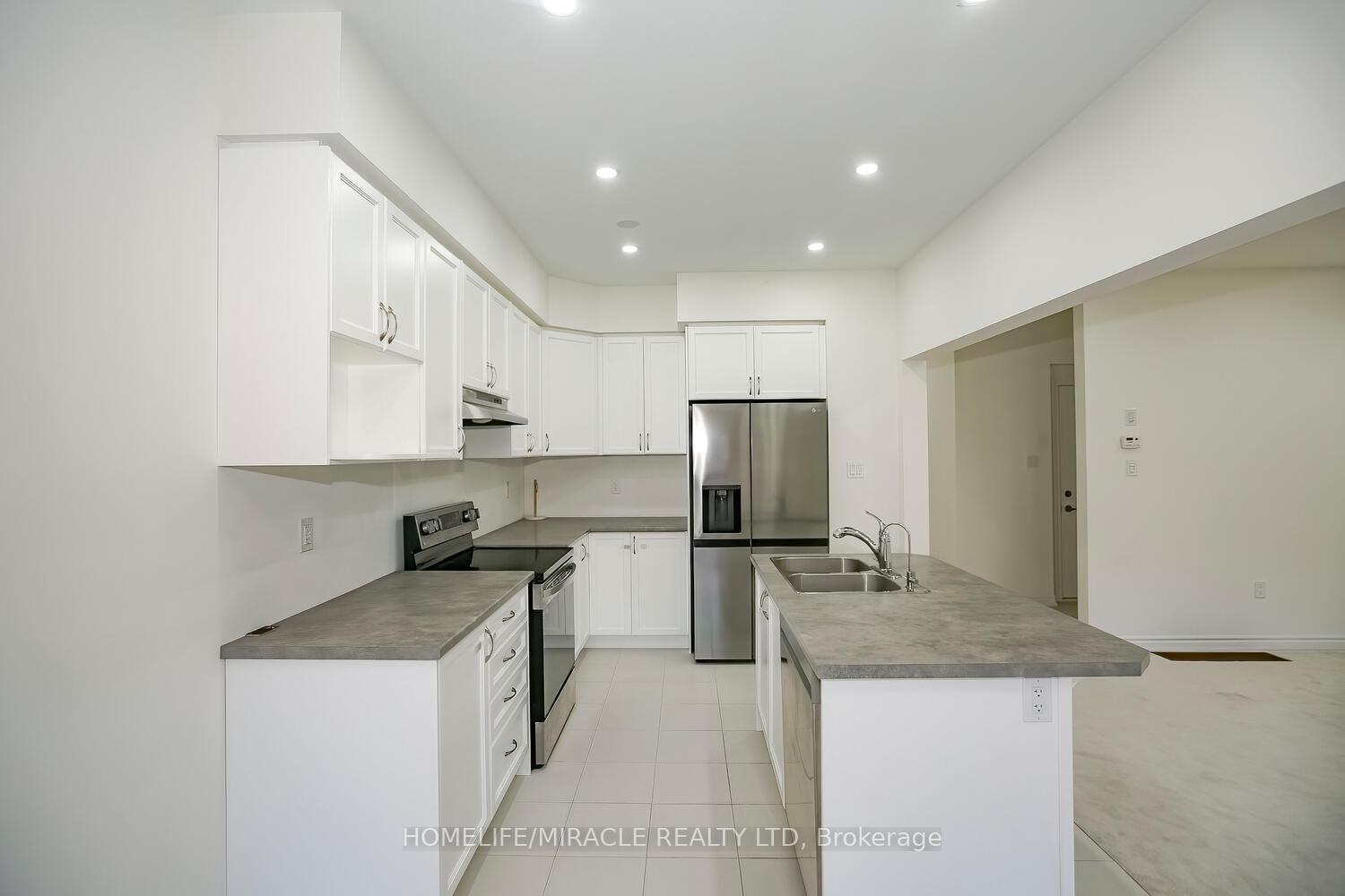 Photo 13 of 15 Hitchman Street, Brant, Paris — HOMEH