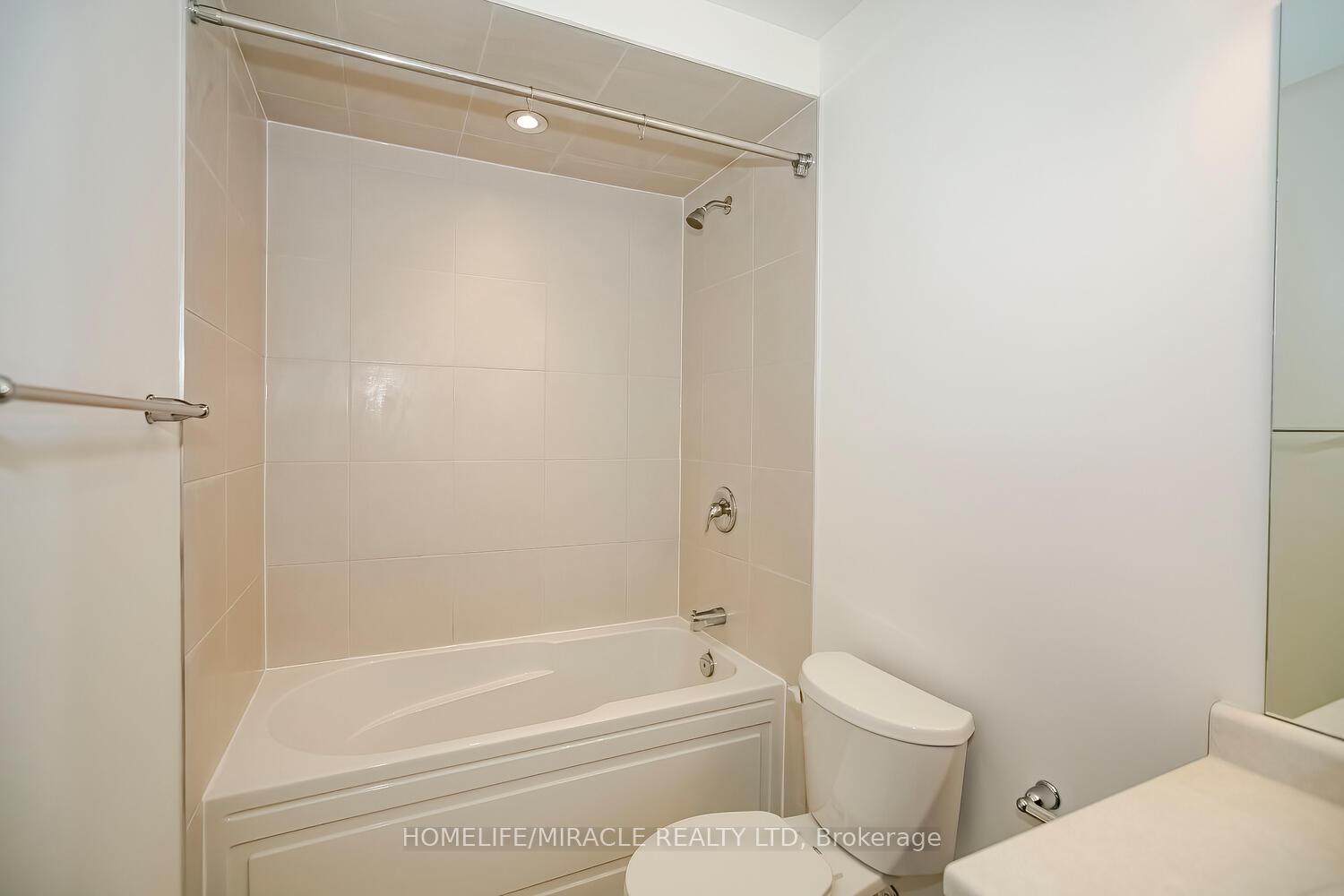 Photo 21 of 15 Hitchman Street, Brant, Paris — HOMEH