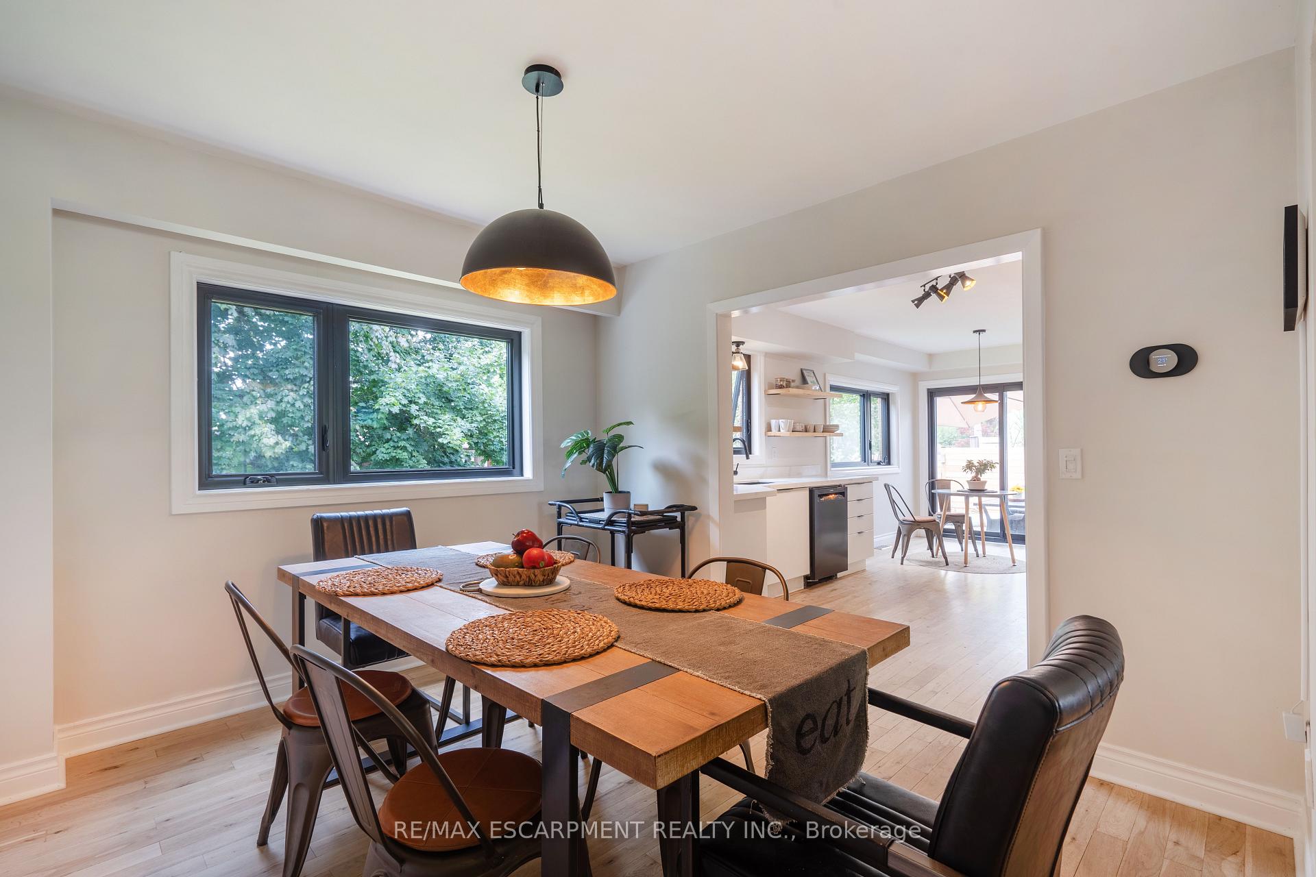 Photo 9 of 858 Fernhill Boulevard N, Oshawa, Northglen — HOMEH