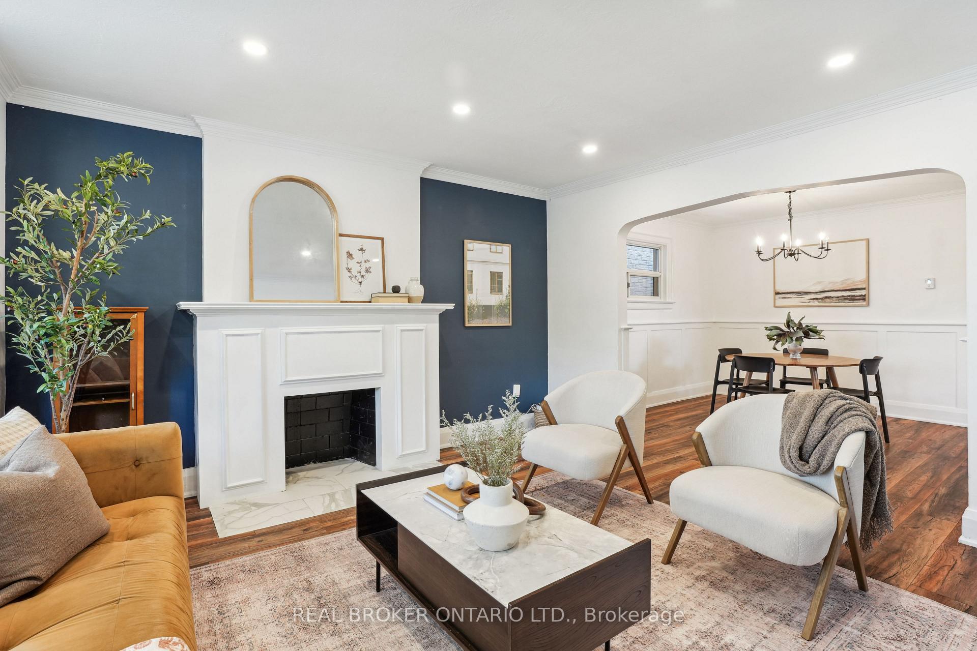 Photo 3 of 75 Rivercourt Boulevard, Toronto, East York — HOMEH