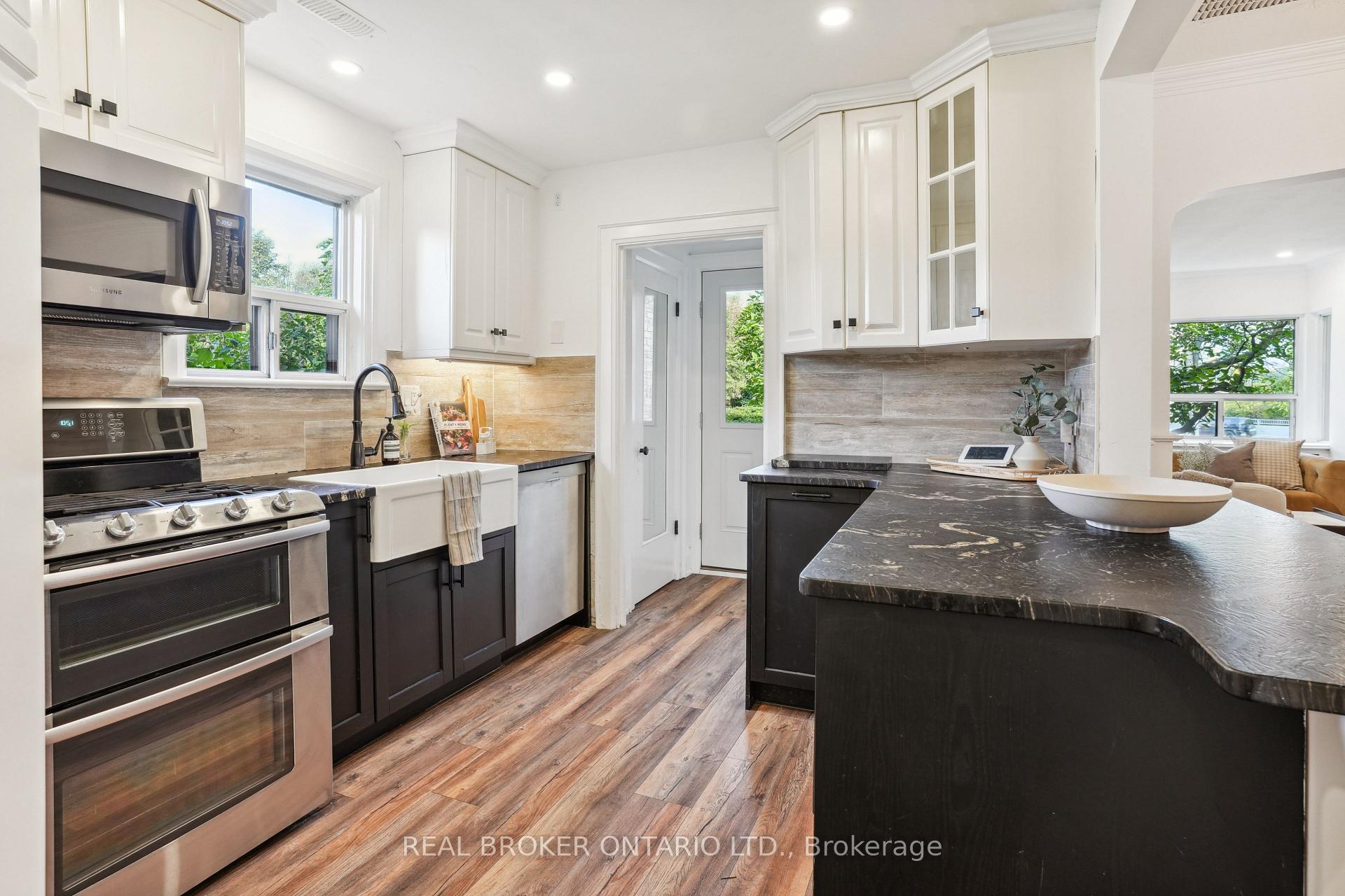 Photo 7 of 75 Rivercourt Boulevard, Toronto, East York — HOMEH