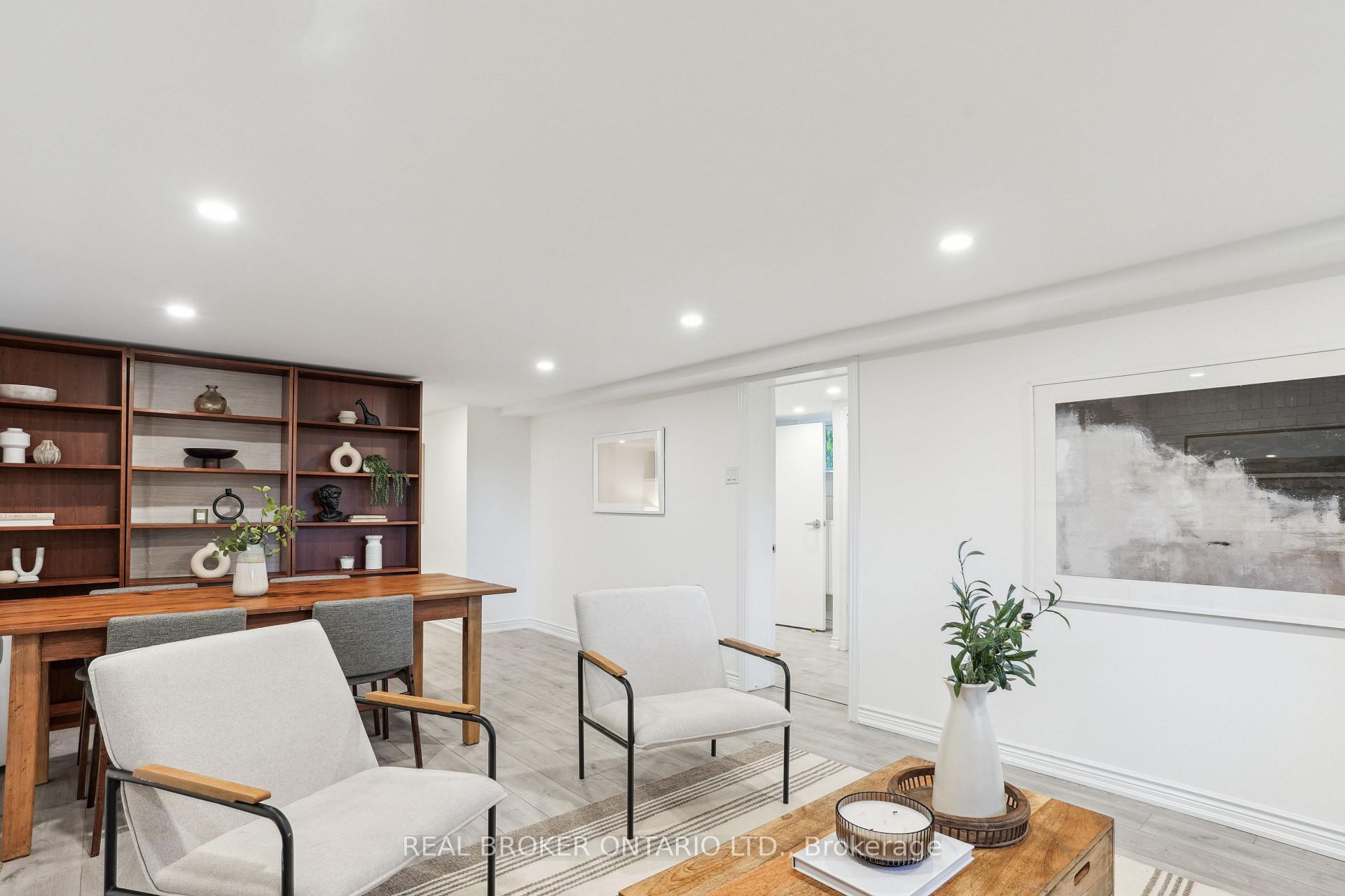 Photo 20 of 75 Rivercourt Boulevard, Toronto, East York — HOMEH
