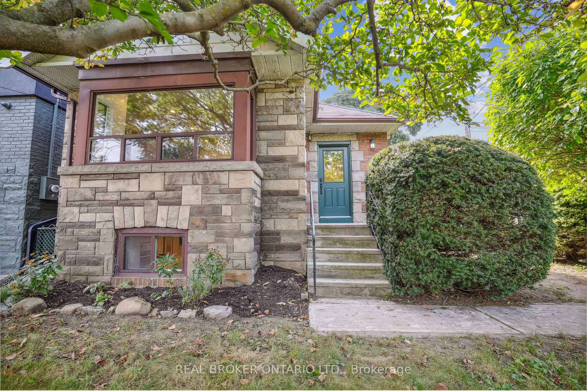 Photo 34 of 75 Rivercourt Boulevard, Toronto, East York — HOMEH