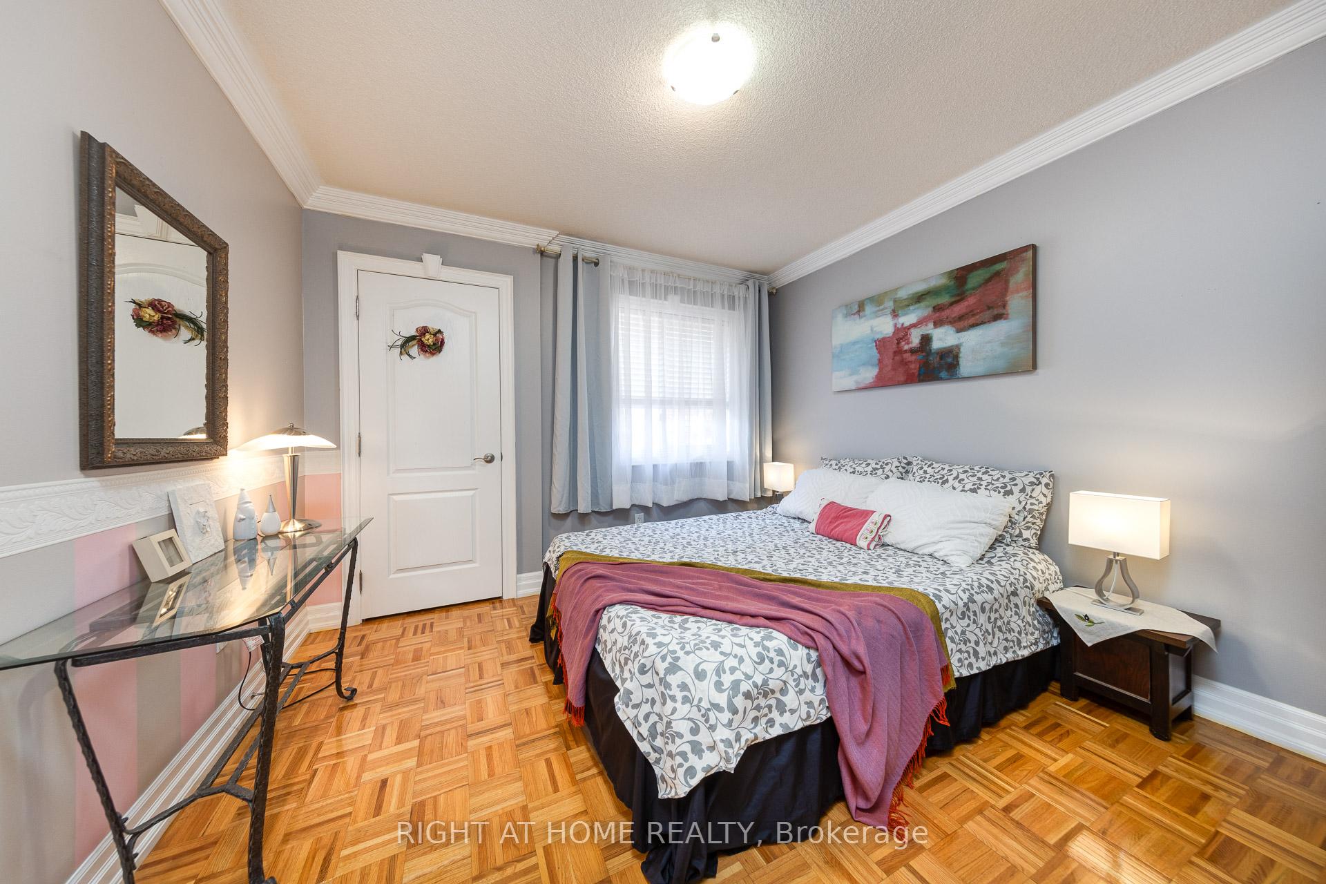 Photo 24 of 90 Cormorant Crescent, Vaughan, Vellore Village — HOMEH