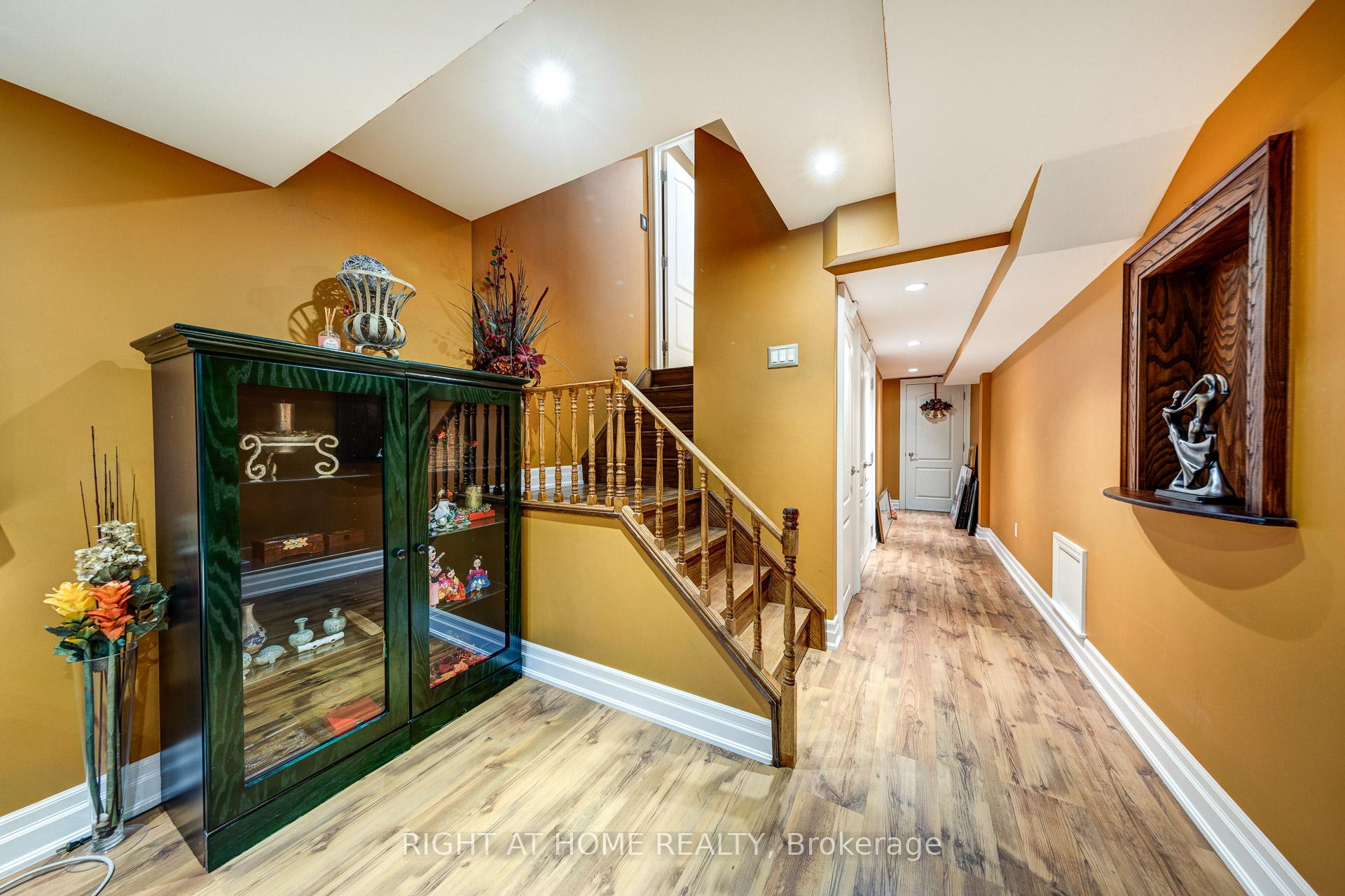 Photo 32 of 90 Cormorant Crescent, Vaughan, Vellore Village — HOMEH