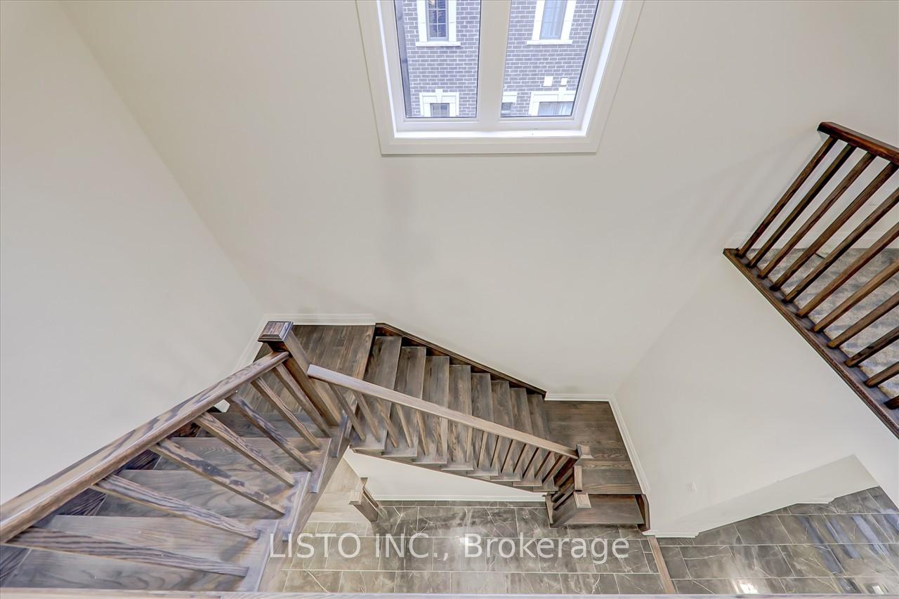 Photo 13 of 1472 Skybird Lane, Pickering, Rural Pickering — HOMEH