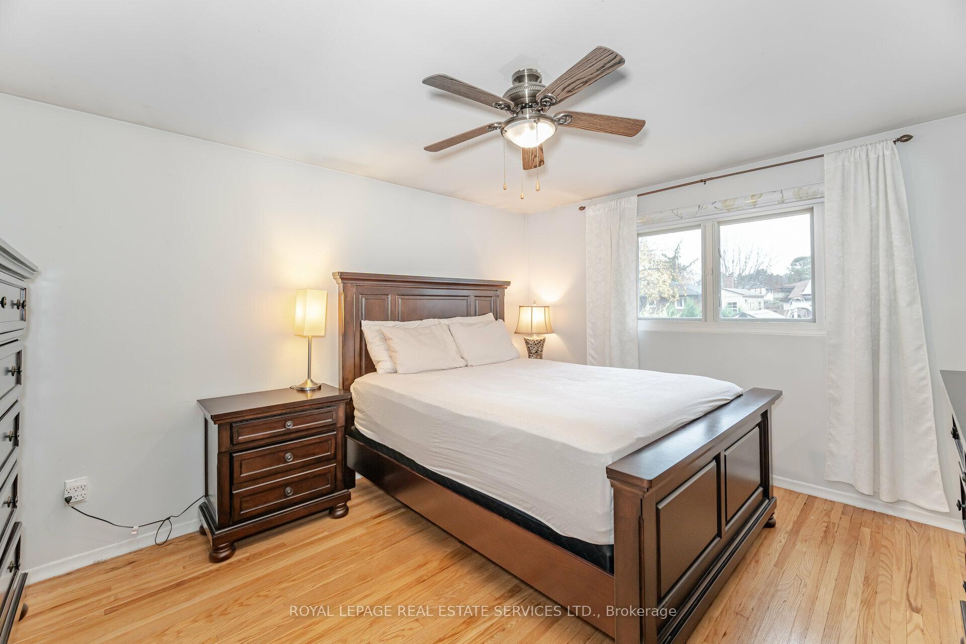 Photo 20 of 30 Burbank Place, Barrie, Wellington — HOMEH