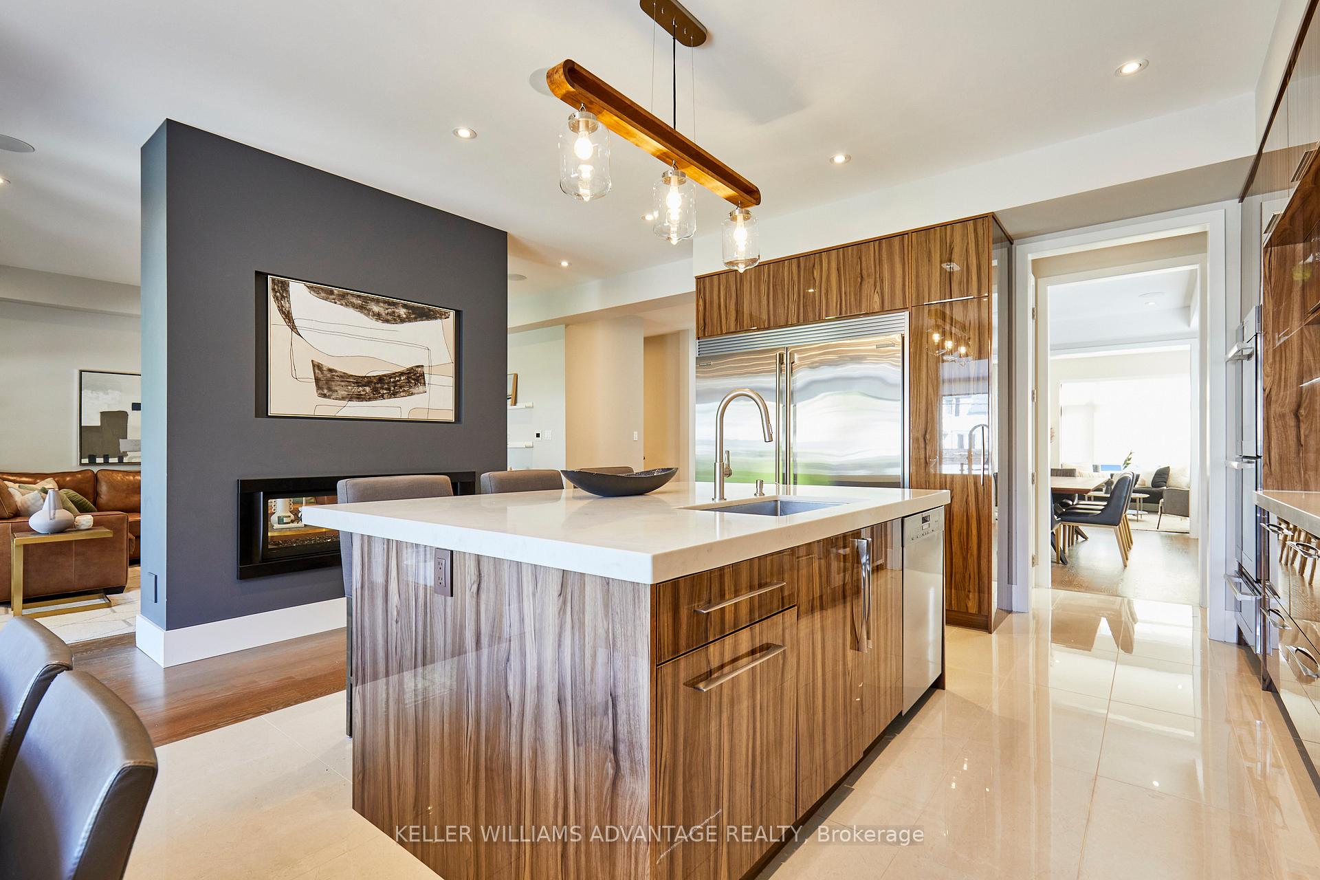 Photo 11 of 18 Coxwell Boulevard, Toronto, East York — HOMEH