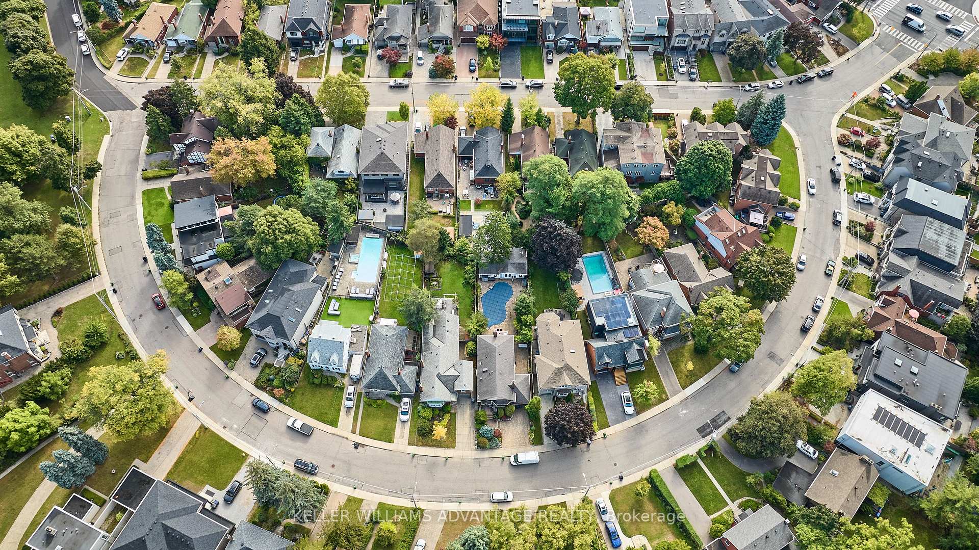 Photo 39 of 18 Coxwell Boulevard, Toronto, East York — HOMEH
