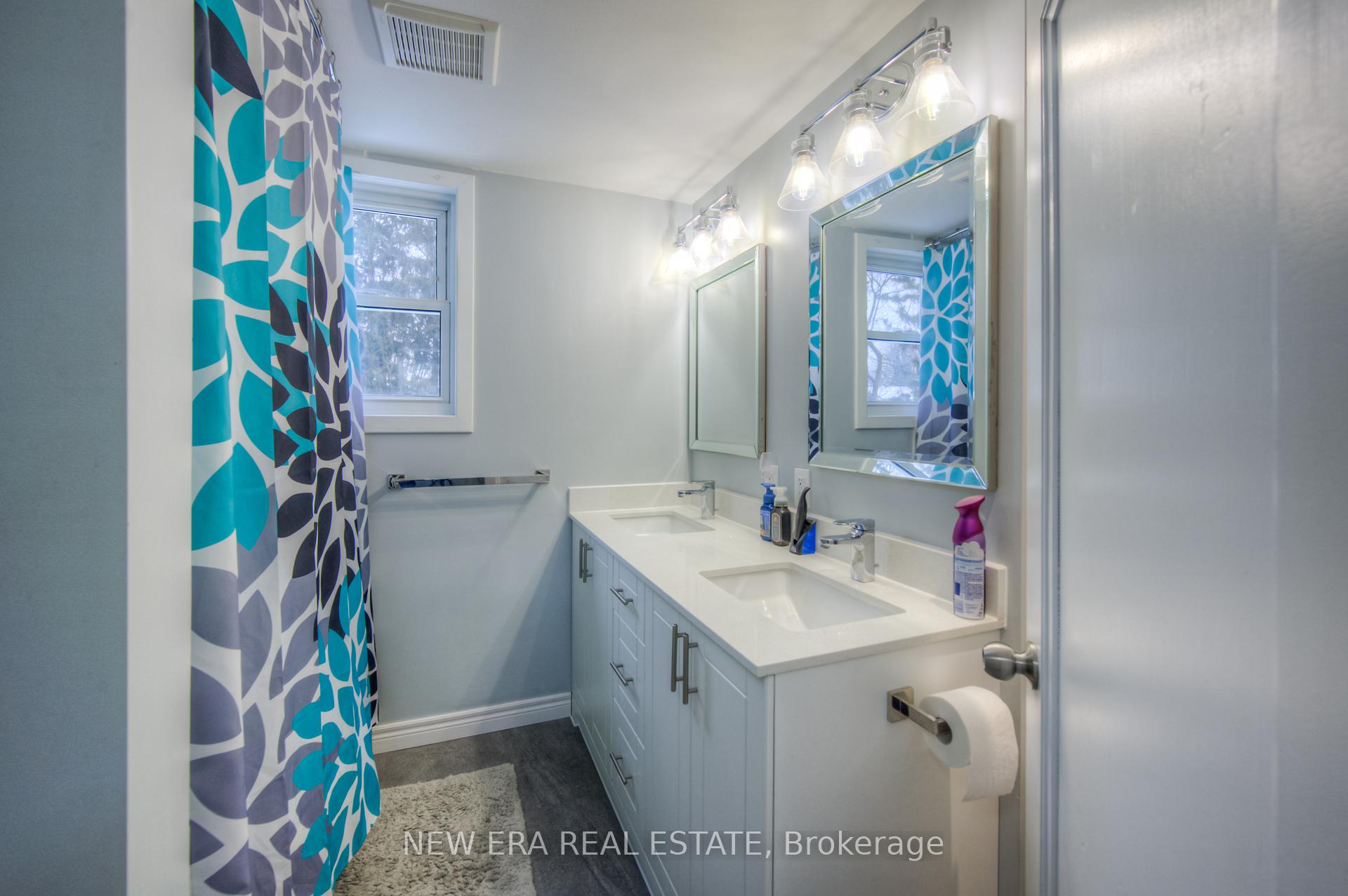Photo 24 of 55 Wellignton Street S, Hamilton, Kirkendall — HOMEH