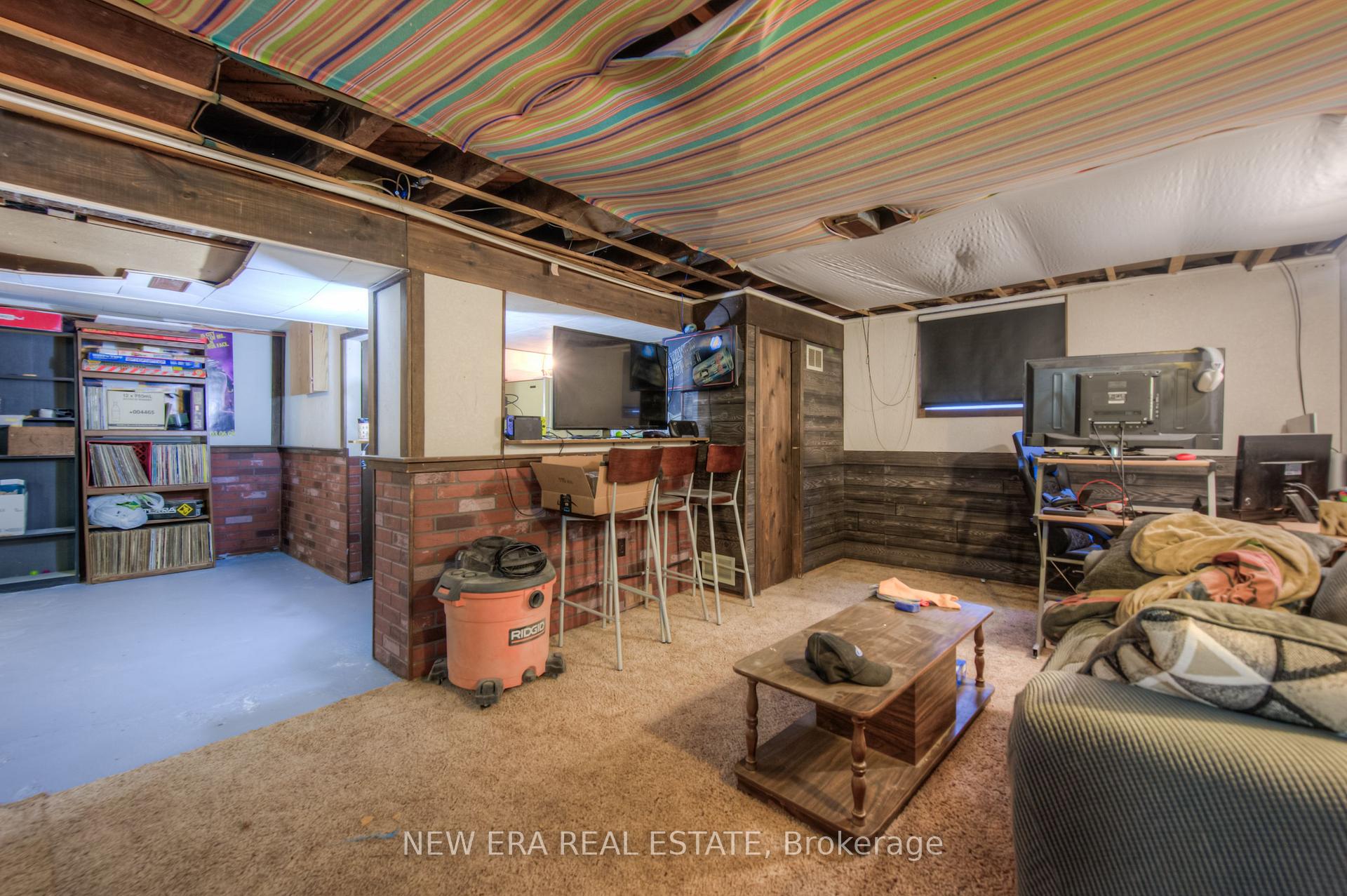 Photo 39 of 55 Wellignton Street S, Hamilton, Kirkendall — HOMEH