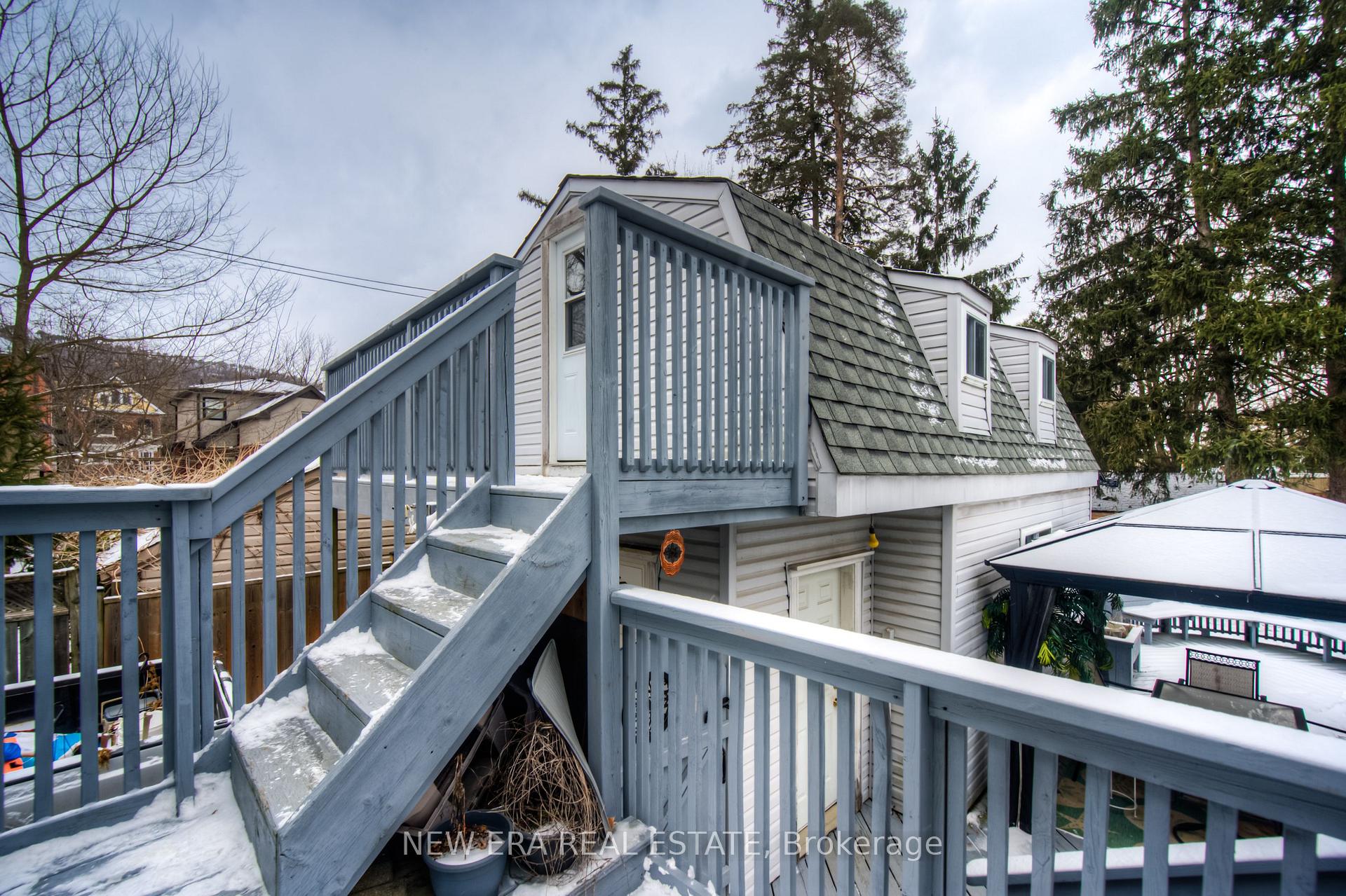 Photo 29 of 55 Wellignton Street S, Hamilton, Kirkendall — HOMEH