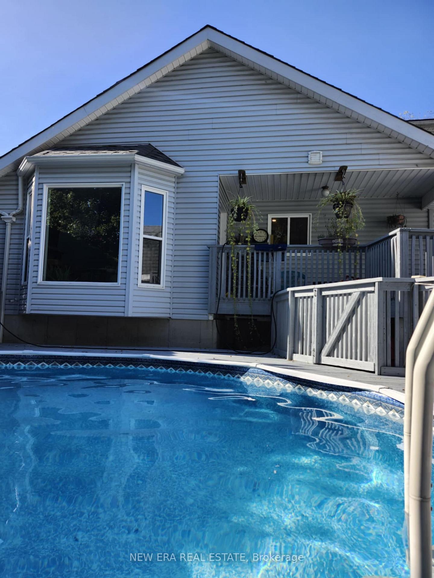 Photo 31 of 55 Wellignton Street S, Hamilton, Kirkendall — HOMEH