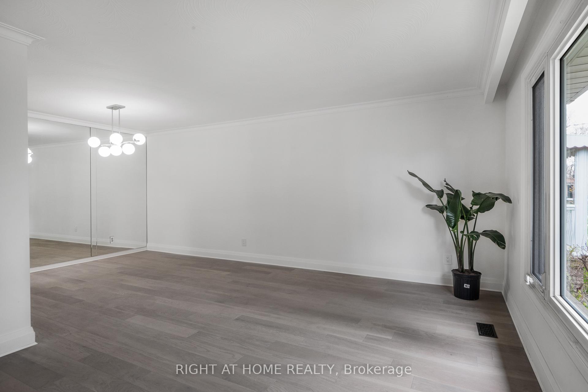 Photo 6 of 46 A Courton Drive, Scarborough, Wexford-Maryvale — HOMEH