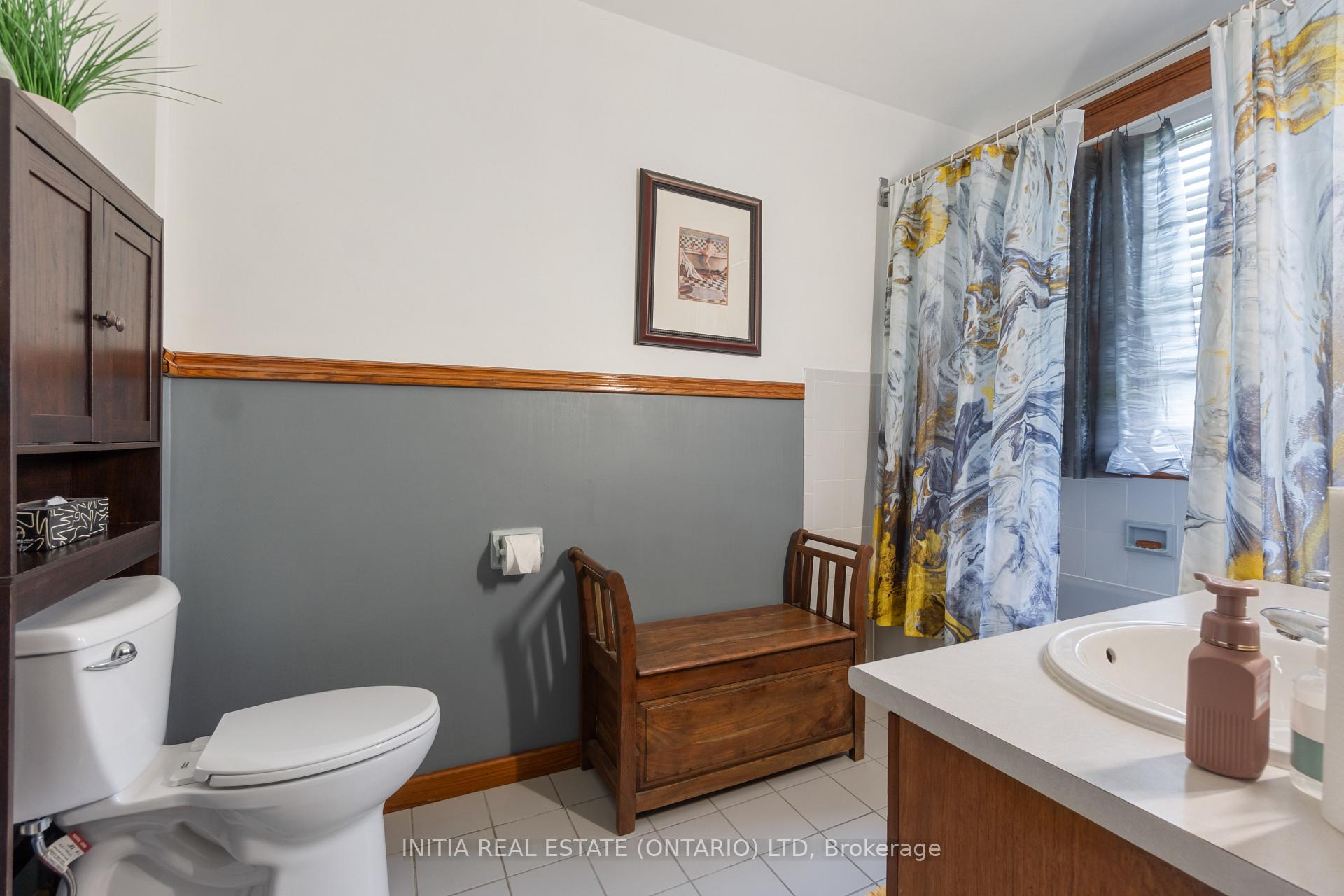 Photo 9 of 361 Devine Street, Sarnia — HOMEH
