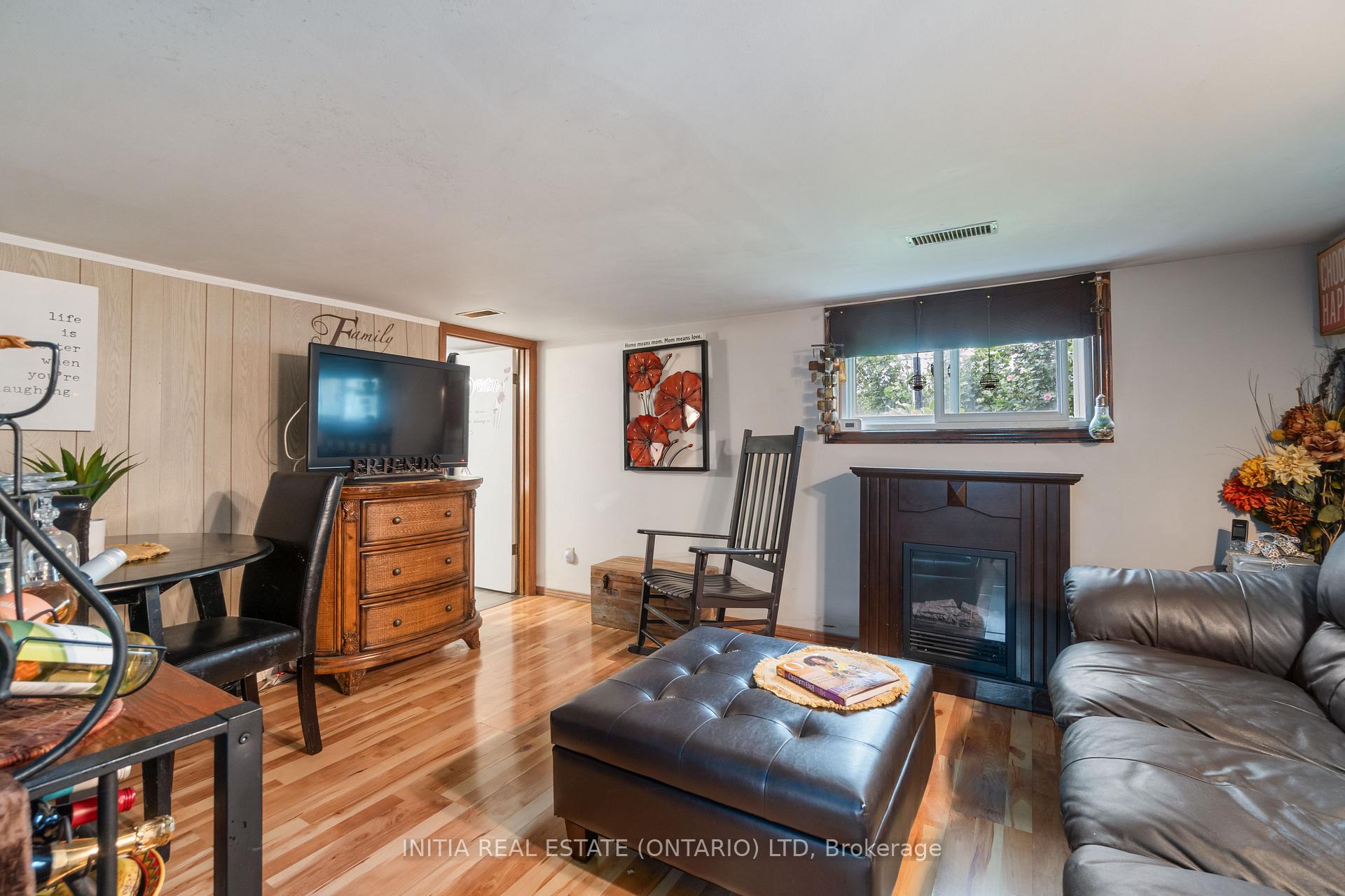Photo 18 of 361 Devine Street, Sarnia — HOMEH
