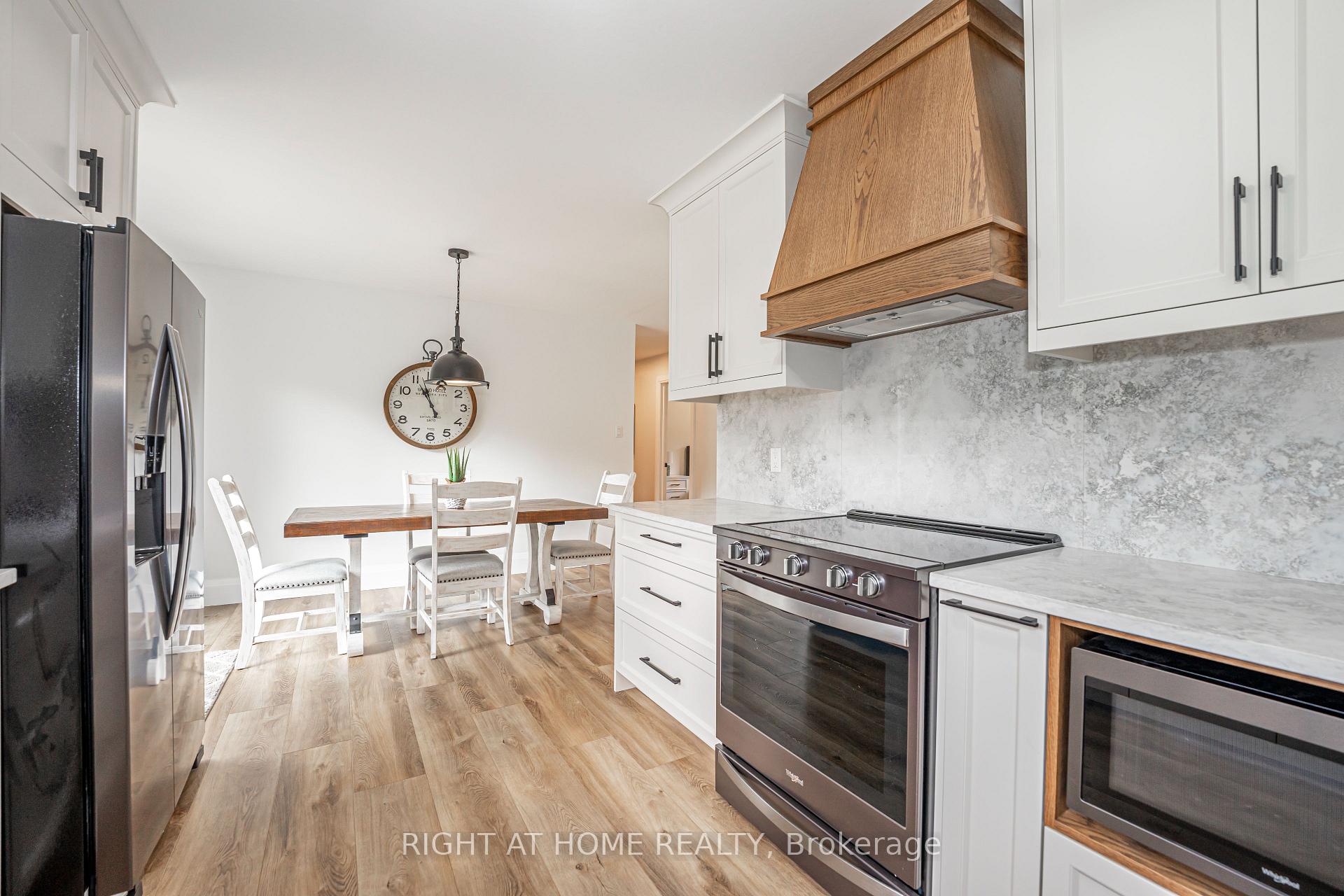Photo 8 of 132 Switzer Street, Clearview, Rural Clearview — HOMEH