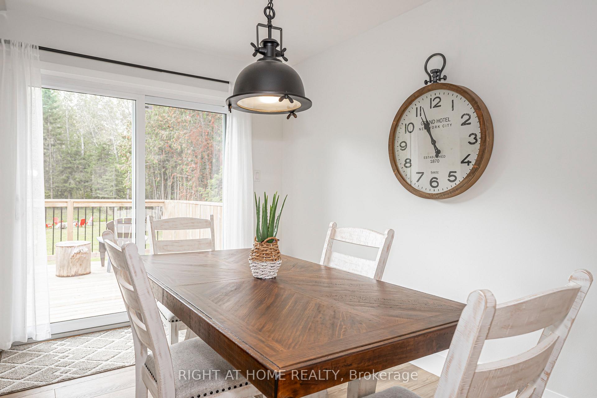 Photo 15 of 132 Switzer Street, Clearview, Rural Clearview — HOMEH