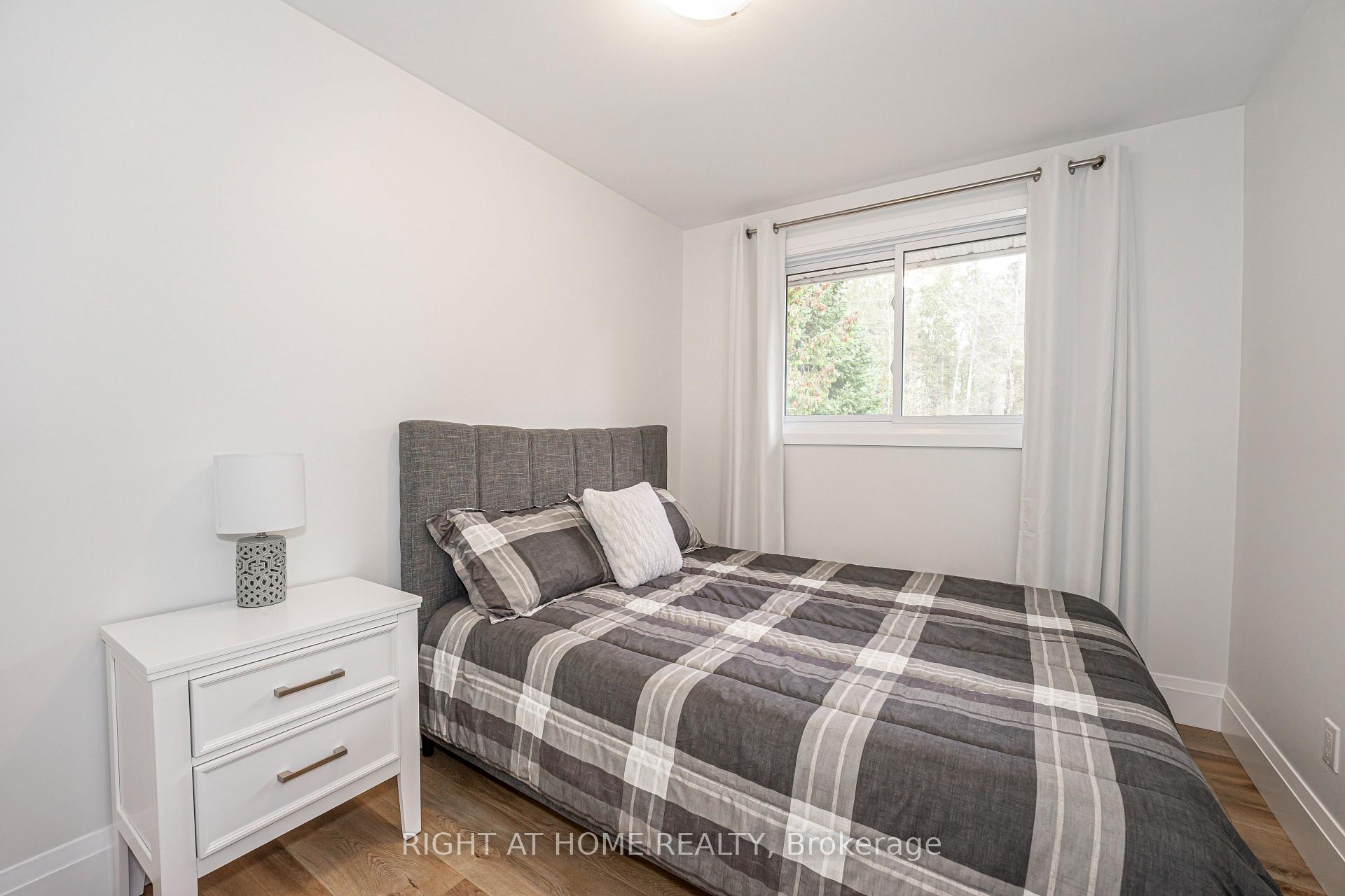 Photo 14 of 132 Switzer Street, Clearview, Rural Clearview — HOMEH