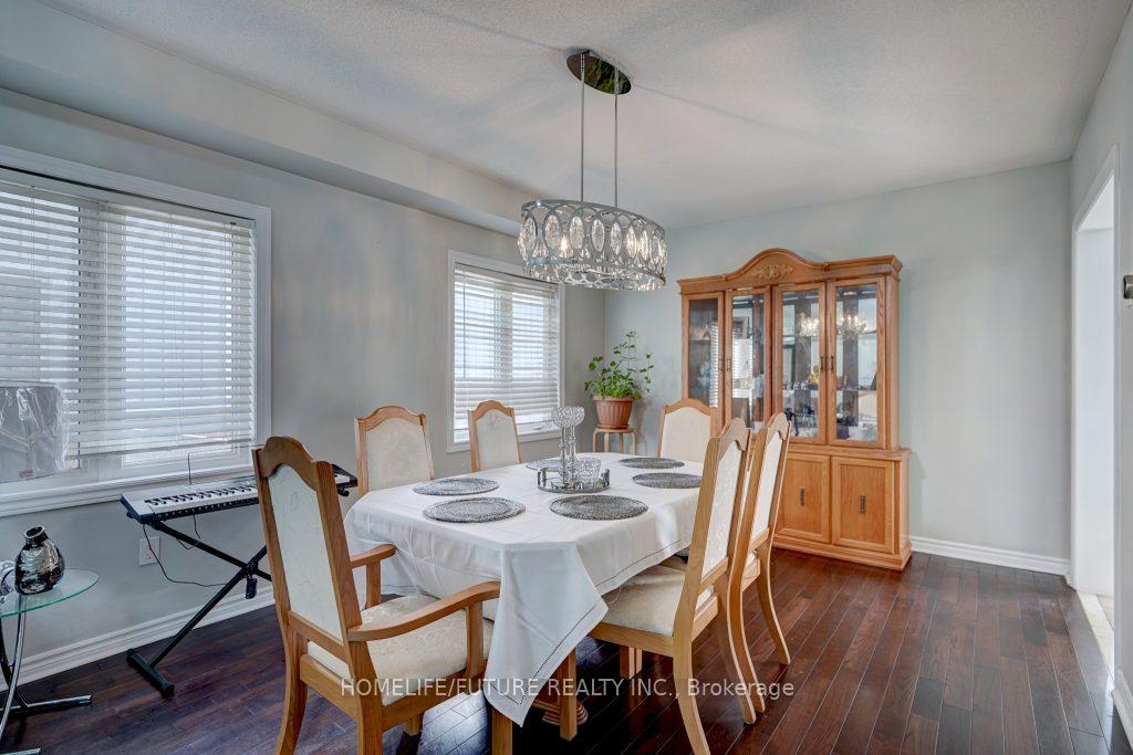 Photo 11 of 27 Adanac Drive, Whitby, Blue Grass Meadows — HOMEH