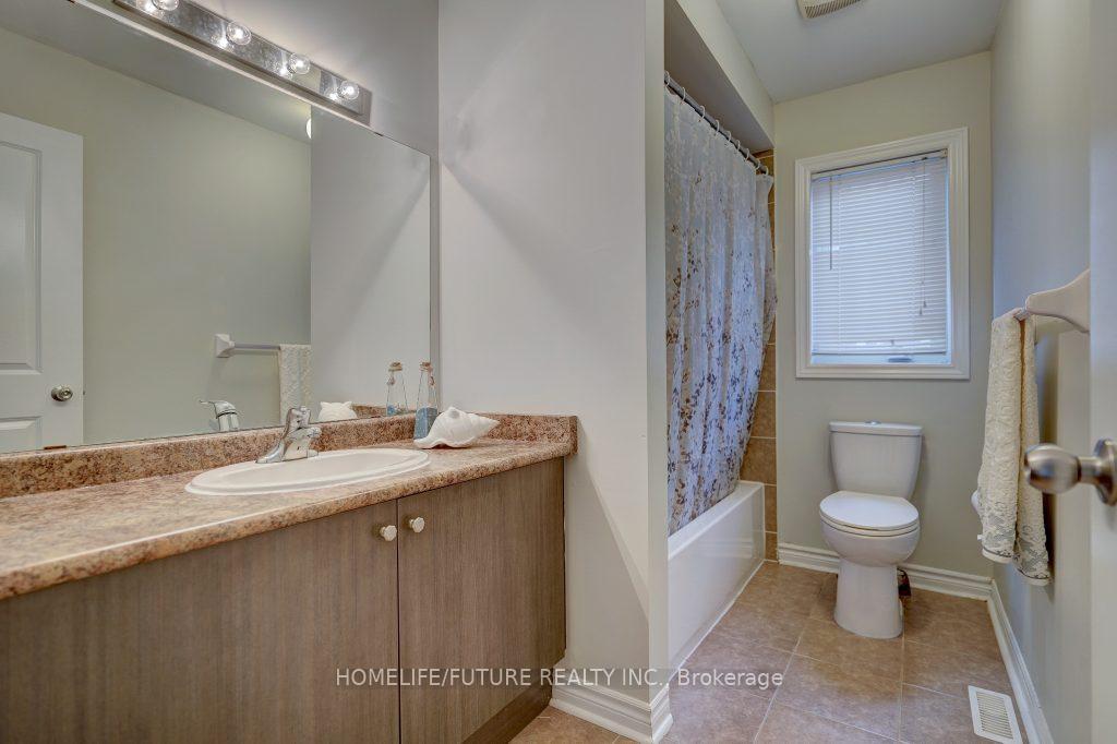 Photo 16 of 27 Adanac Drive, Whitby, Blue Grass Meadows — HOMEH