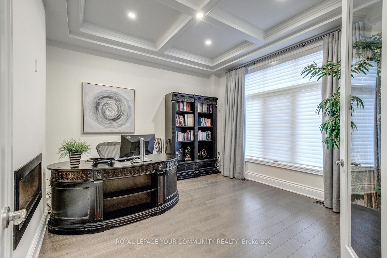 Photo 4 of 119 Lady Jessica Drive, Vaughan, Patterson — HOMEH