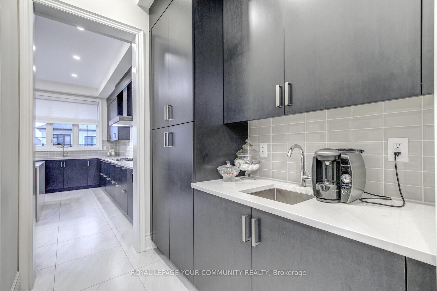 Photo 13 of 119 Lady Jessica Drive, Vaughan, Patterson — HOMEH