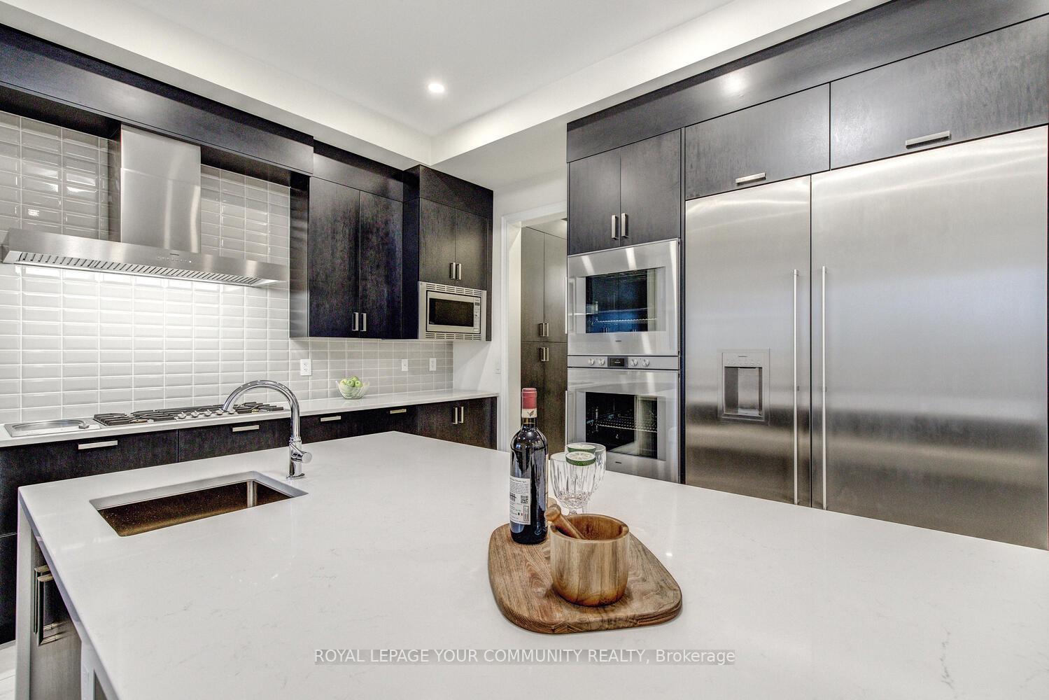 Photo 17 of 119 Lady Jessica Drive, Vaughan, Patterson — HOMEH