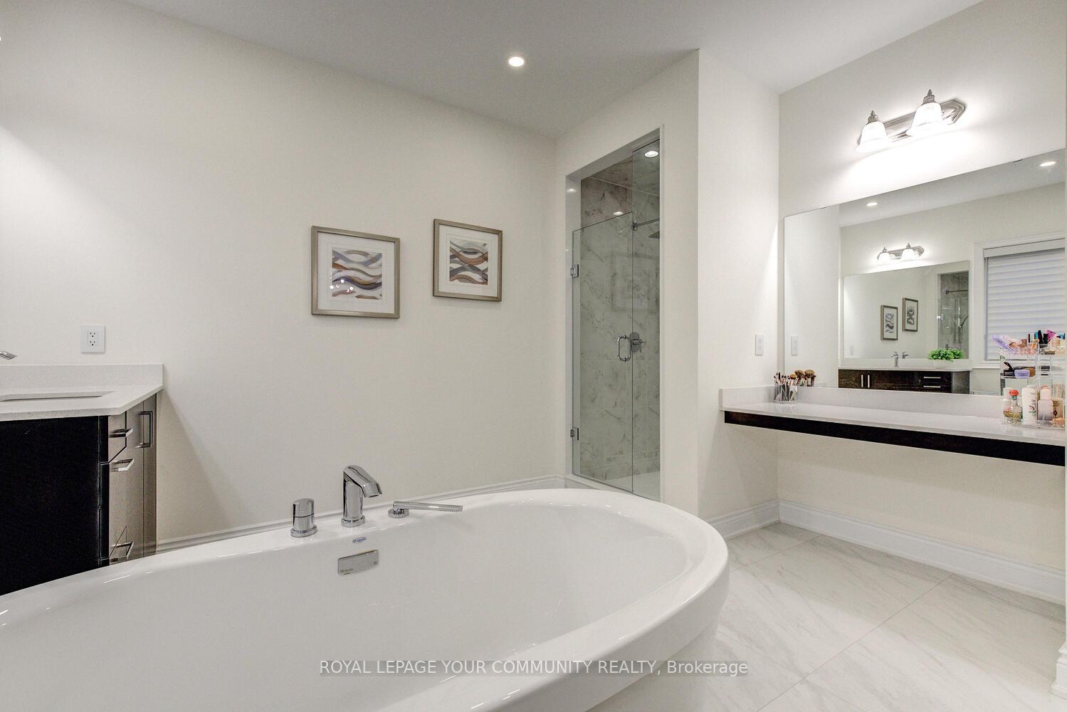 Photo 27 of 119 Lady Jessica Drive, Vaughan, Patterson — HOMEH