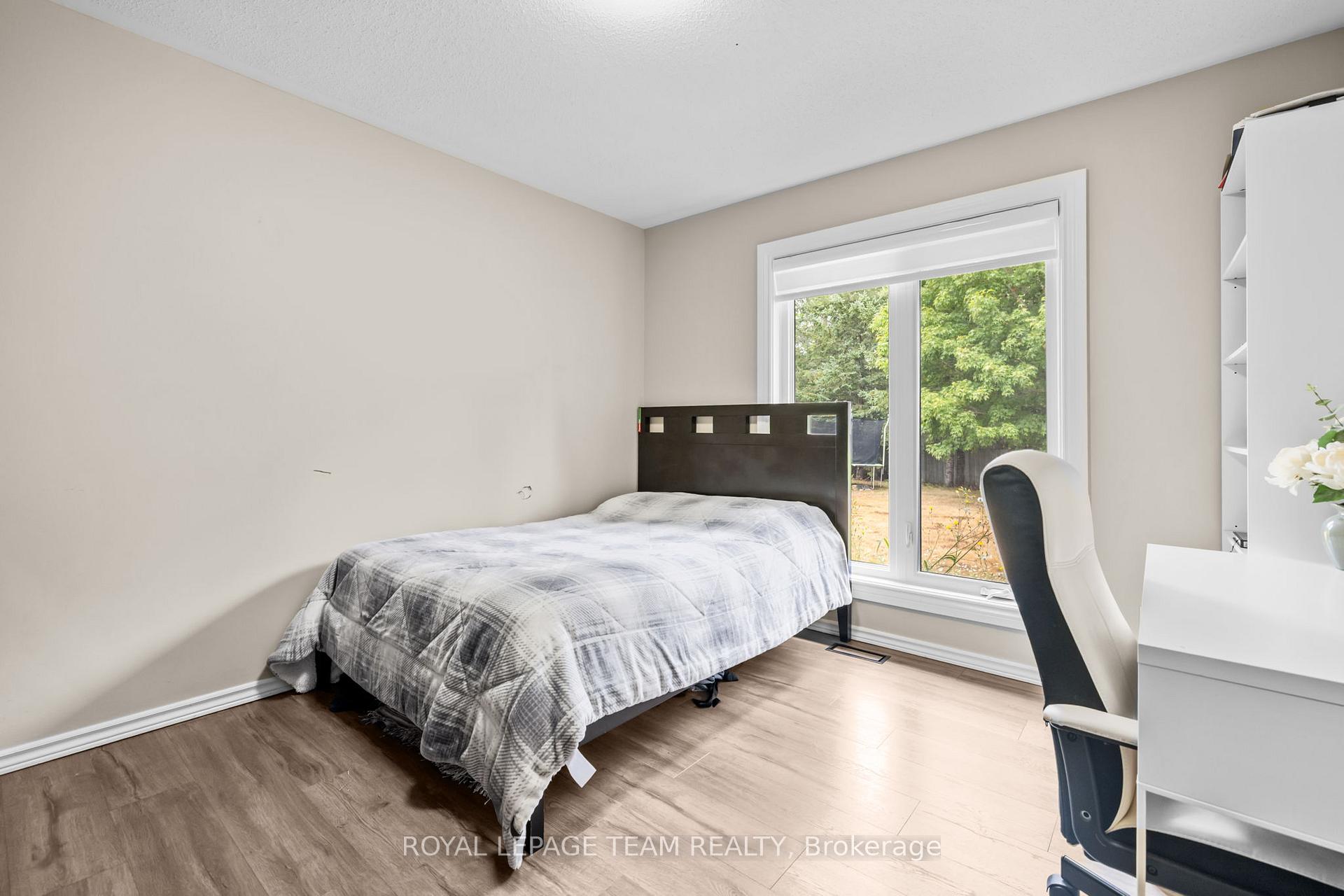 Photo 24 of 1280 Ben Royal Avenue, Ottawa, Greely — HOMEH