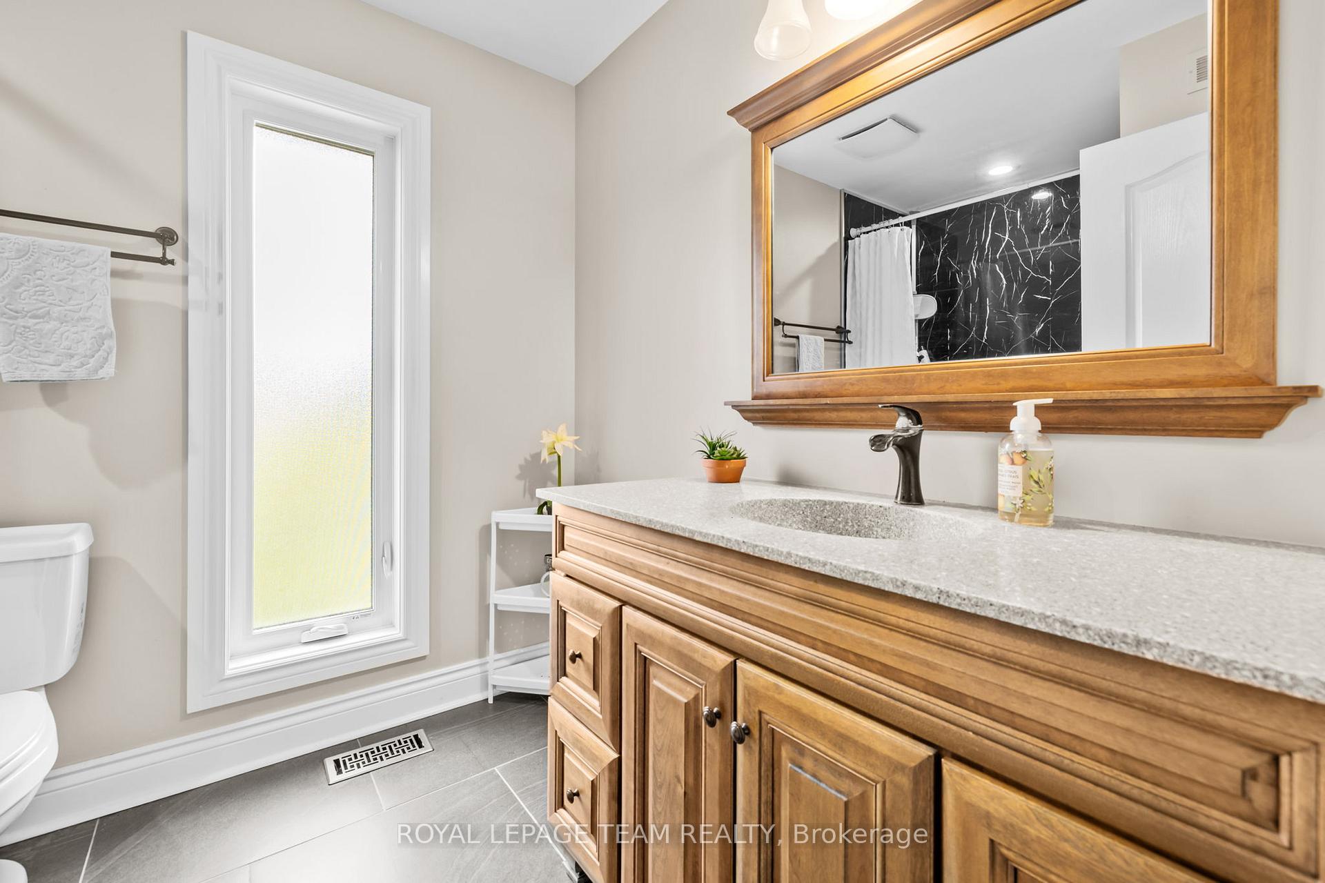 Photo 26 of 1280 Ben Royal Avenue, Ottawa, Greely — HOMEH