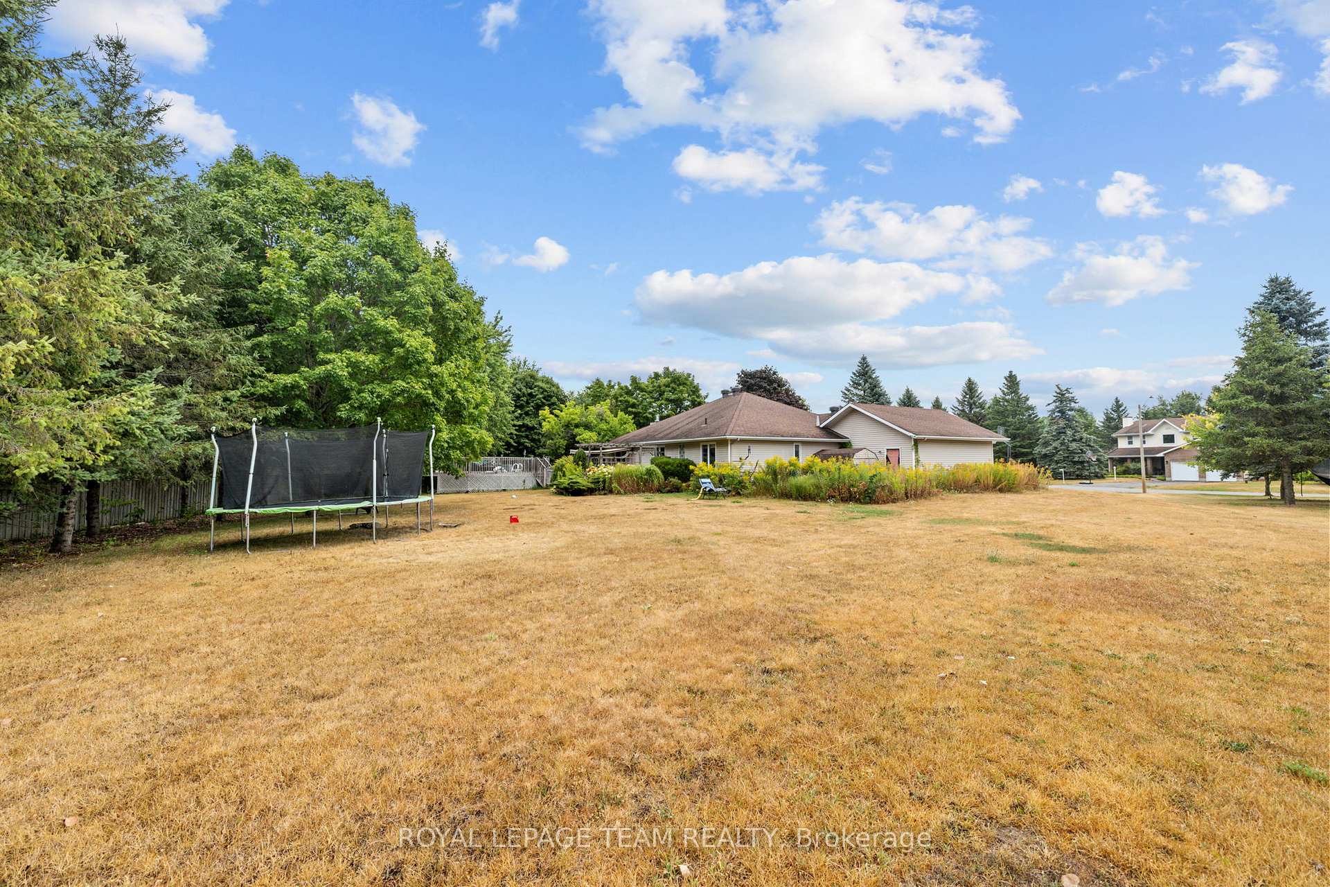Photo 35 of 1280 Ben Royal Avenue, Ottawa, Greely — HOMEH
