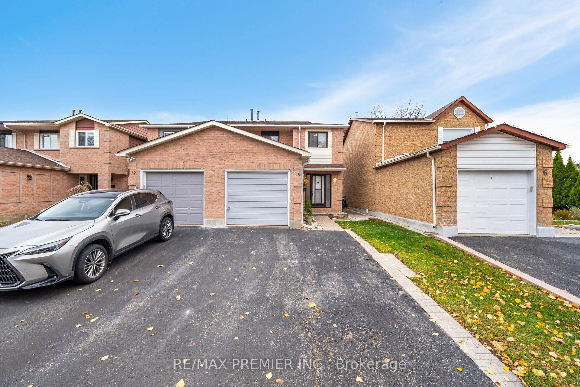 Photo 1 of 10 Andrea Lane, Vaughan, East Woodbridge — HOMEH
