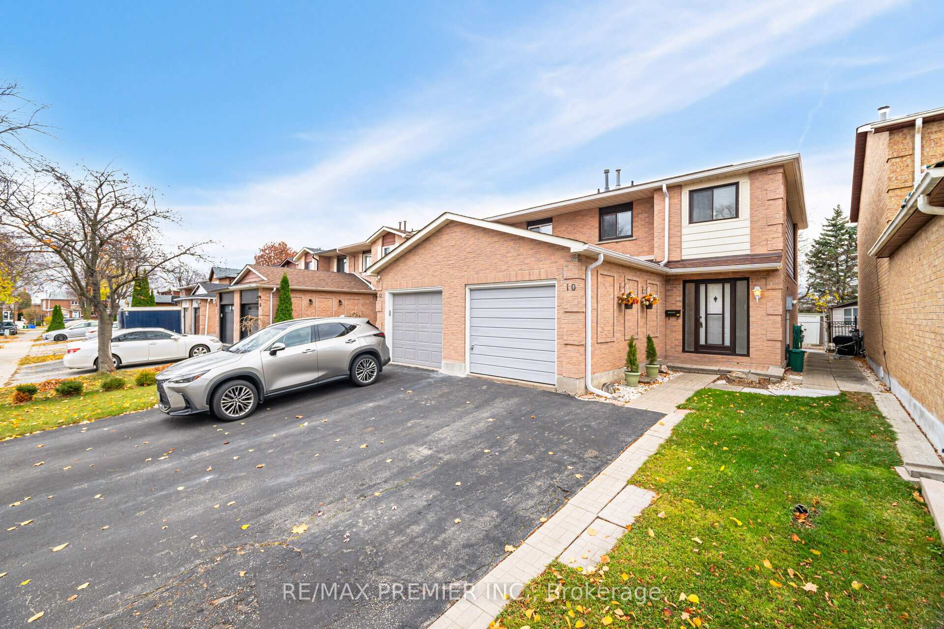 Photo 14 of 10 Andrea Lane, Vaughan, East Woodbridge — HOMEH