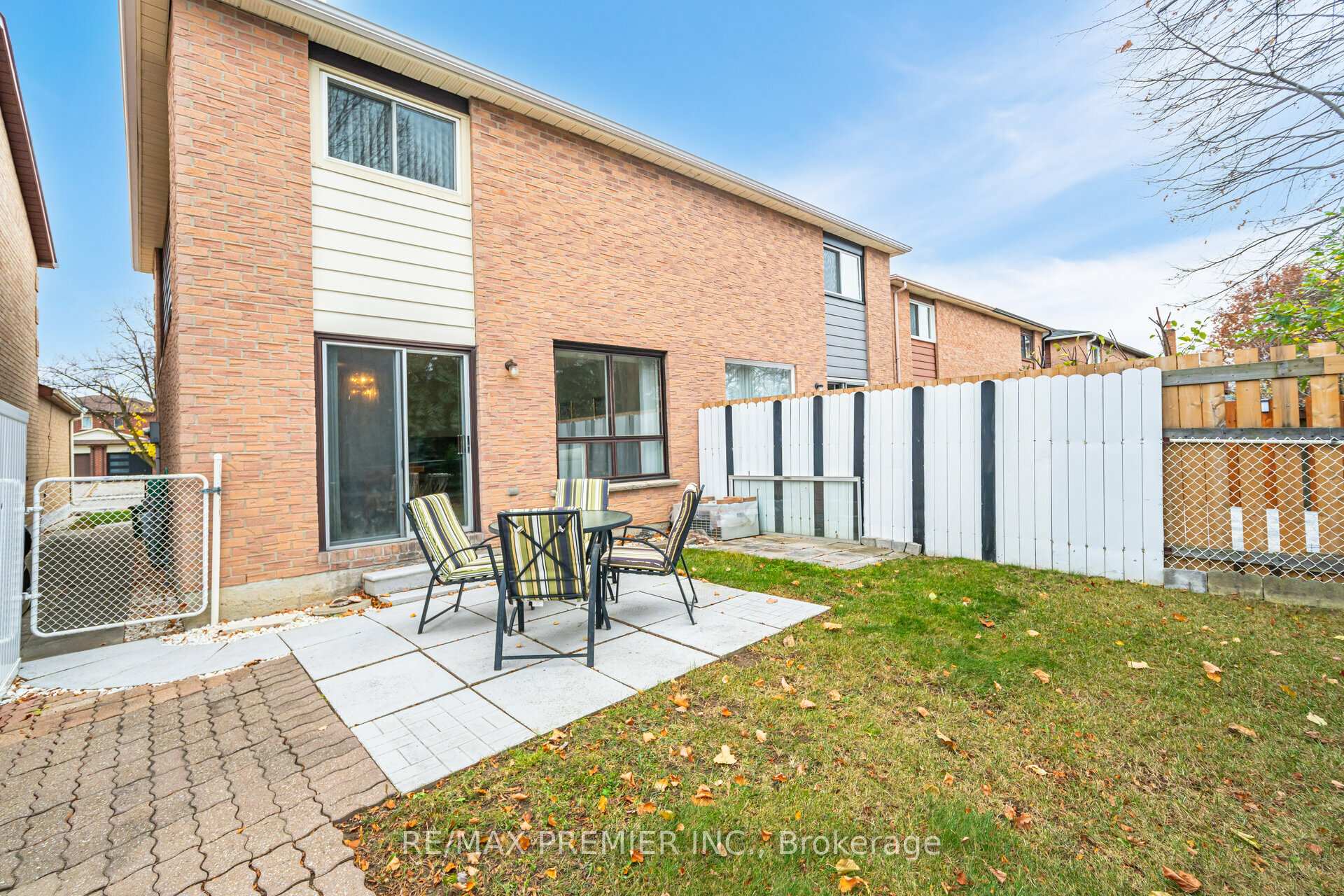 Photo 30 of 10 Andrea Lane, Vaughan, East Woodbridge — HOMEH
