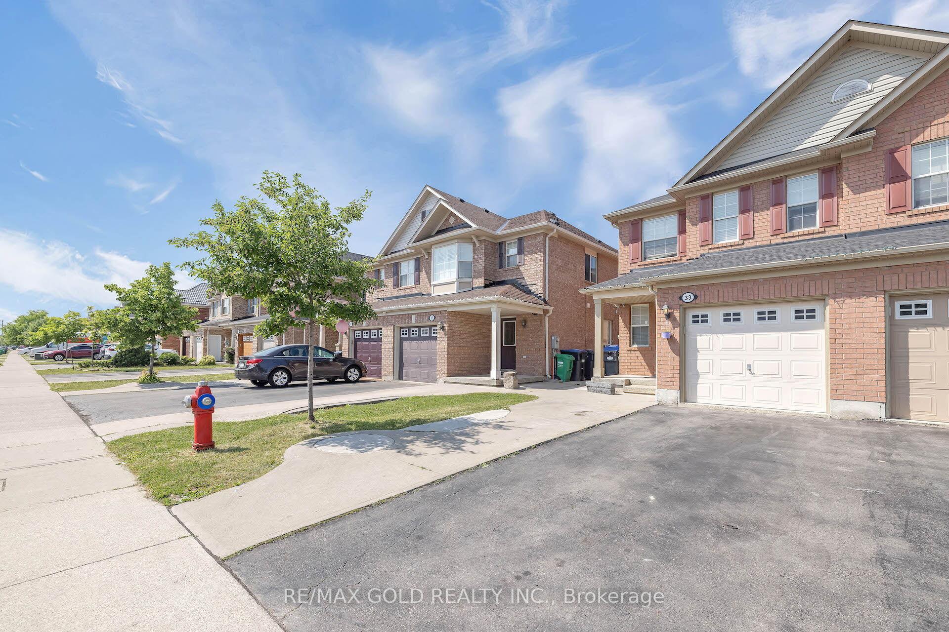 Photo 6 of 33 Herdwick Street, Brampton, Gore Industrial North — HOMEH
