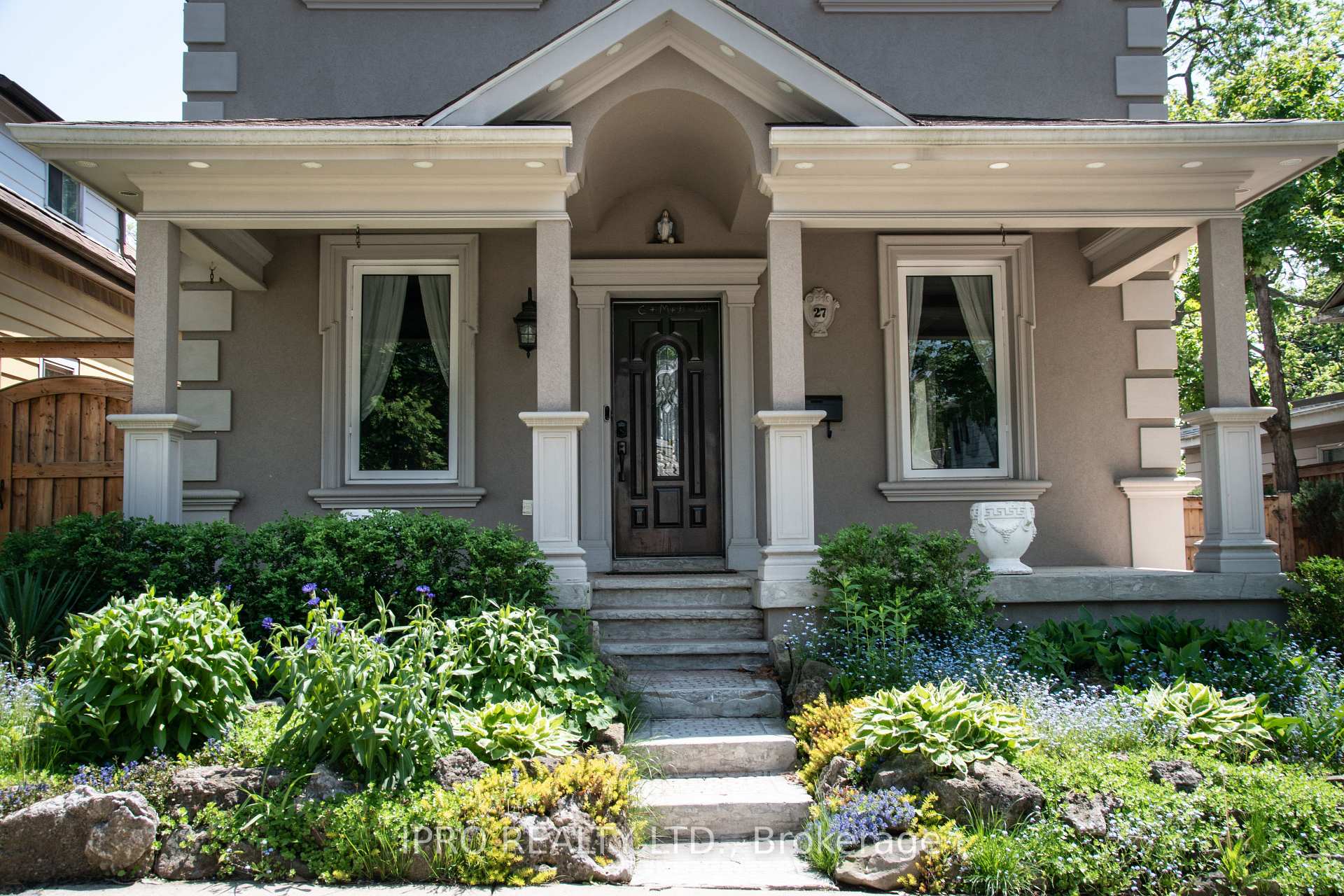 Photo 13 of 27 David Street, Brampton, Downtown Brampton — HOMEH