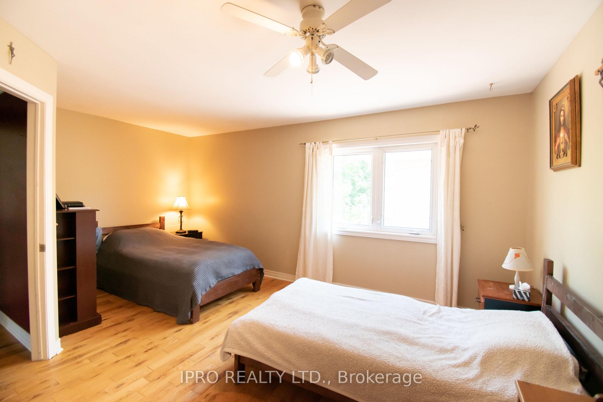 Photo 19 of 27 David Street, Brampton, Downtown Brampton — HOMEH