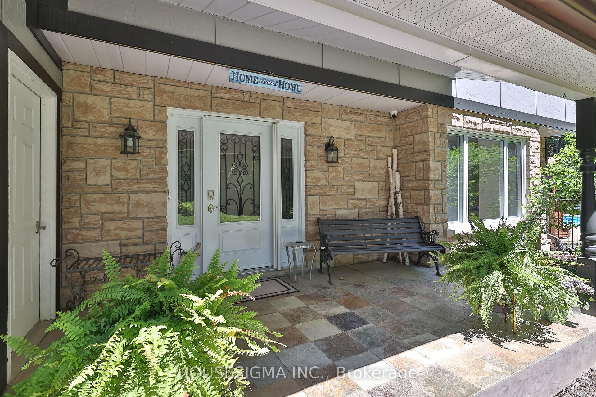 Photo 6 of 4660 14 Line, Innisfil, Rural Innisfil — HOMEH
