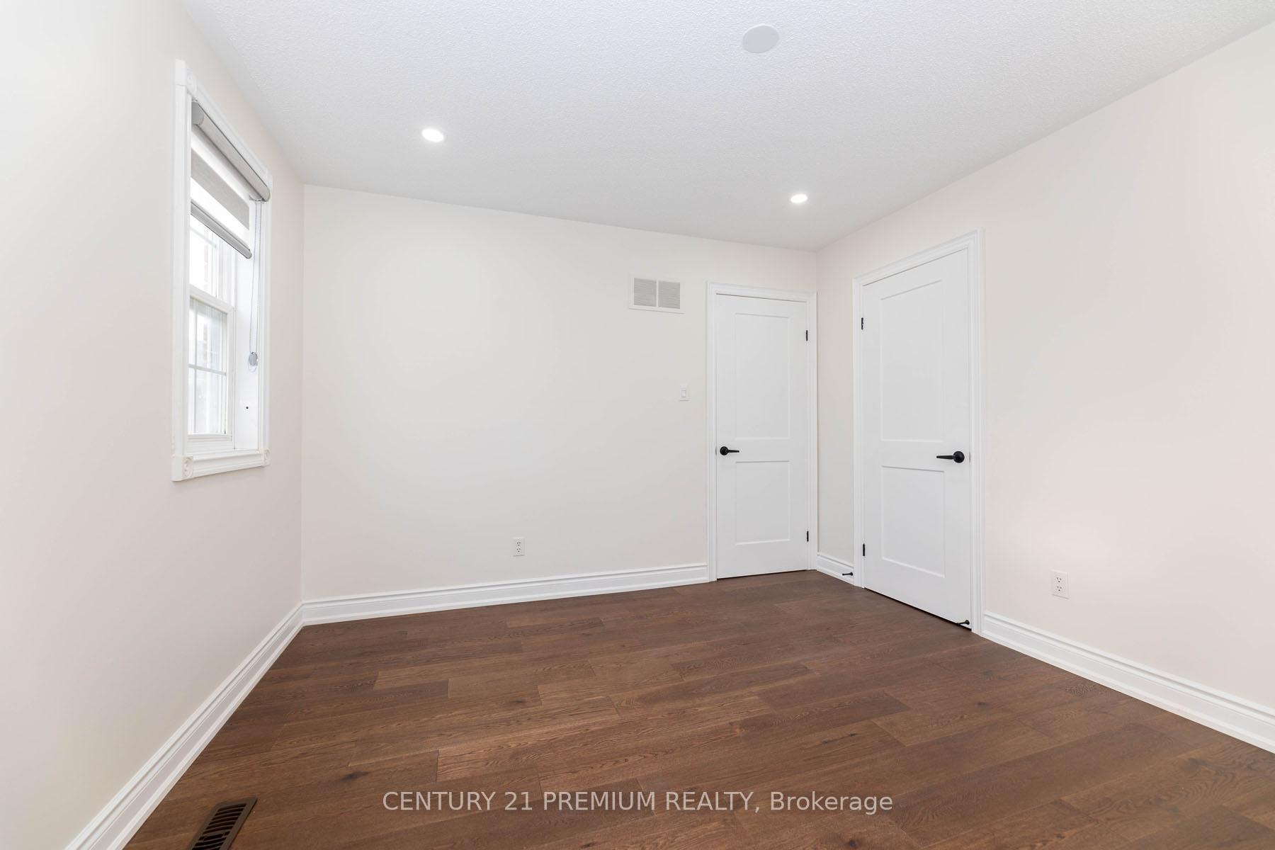 Photo 20 of 46 Kingknoll Drive, Brampton, Fletcher's Creek South — HOMEH