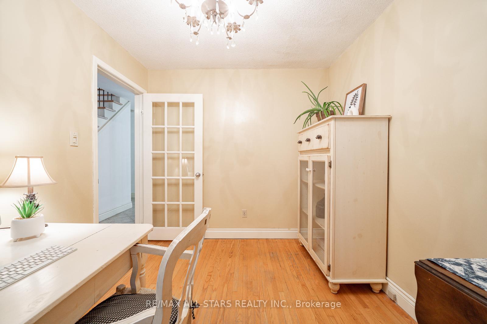 Photo 13 of 43 John Dexter Place, Markham, Sherwood-Amberglen — HOMEH