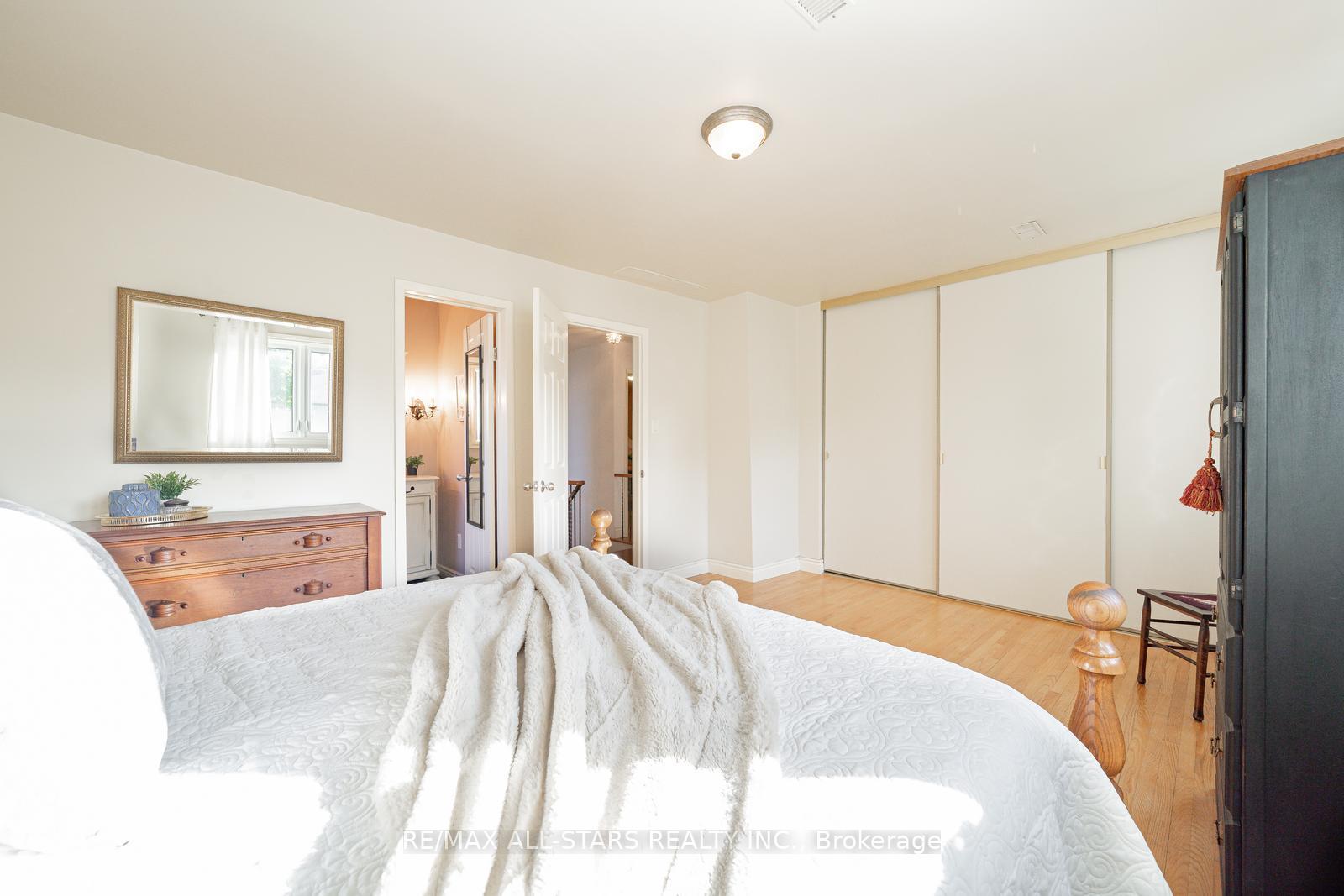 Photo 24 of 43 John Dexter Place, Markham, Sherwood-Amberglen — HOMEH