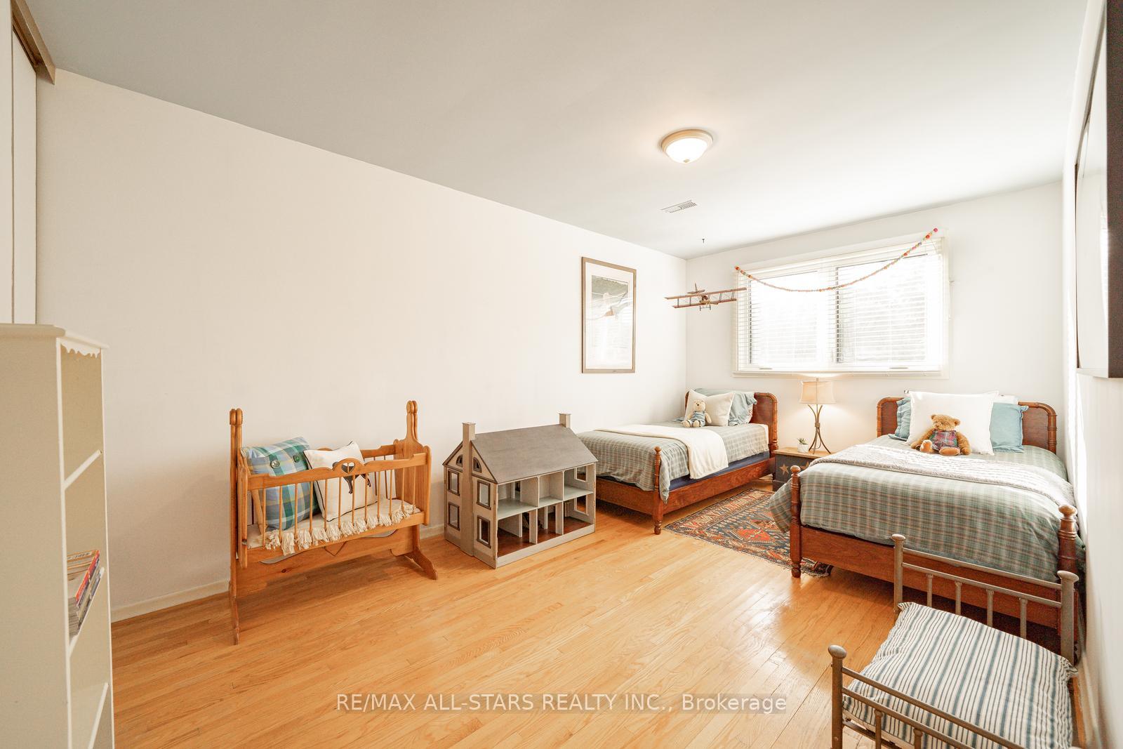 Photo 39 of 43 John Dexter Place, Markham, Sherwood-Amberglen — HOMEH