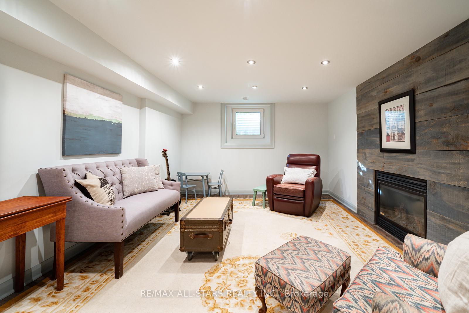Photo 37 of 43 John Dexter Place, Markham, Sherwood-Amberglen — HOMEH