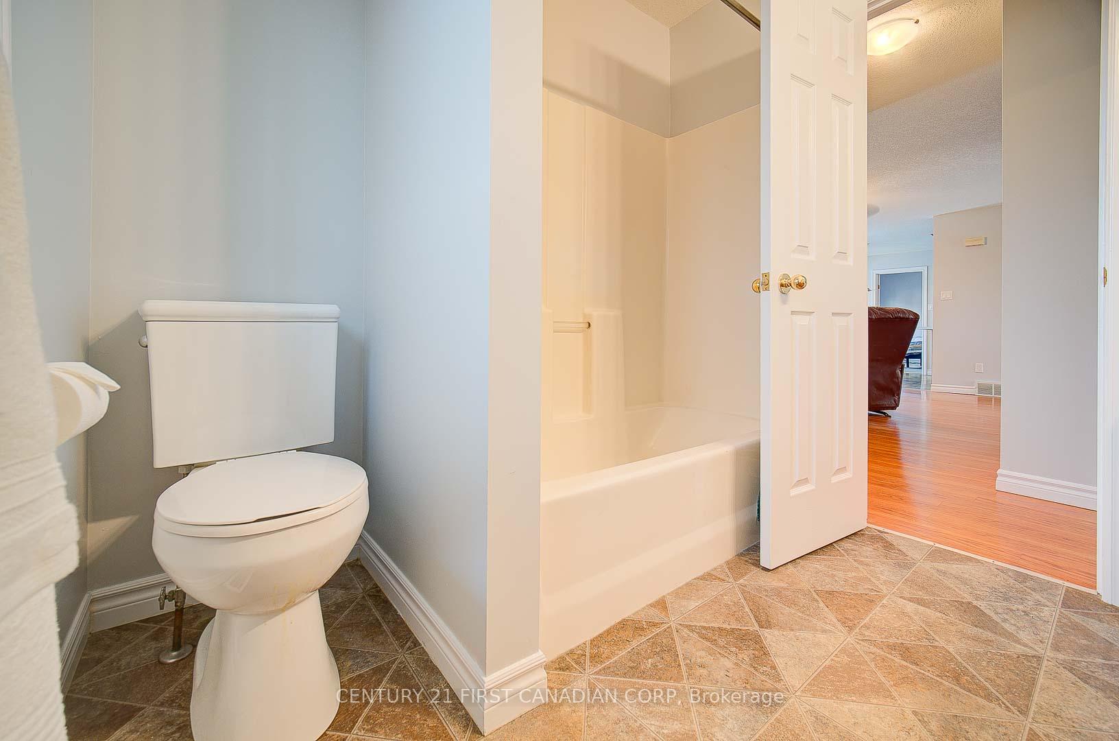 Photo 18 of 161 Lawrence Street, Wellesley — HOMEH