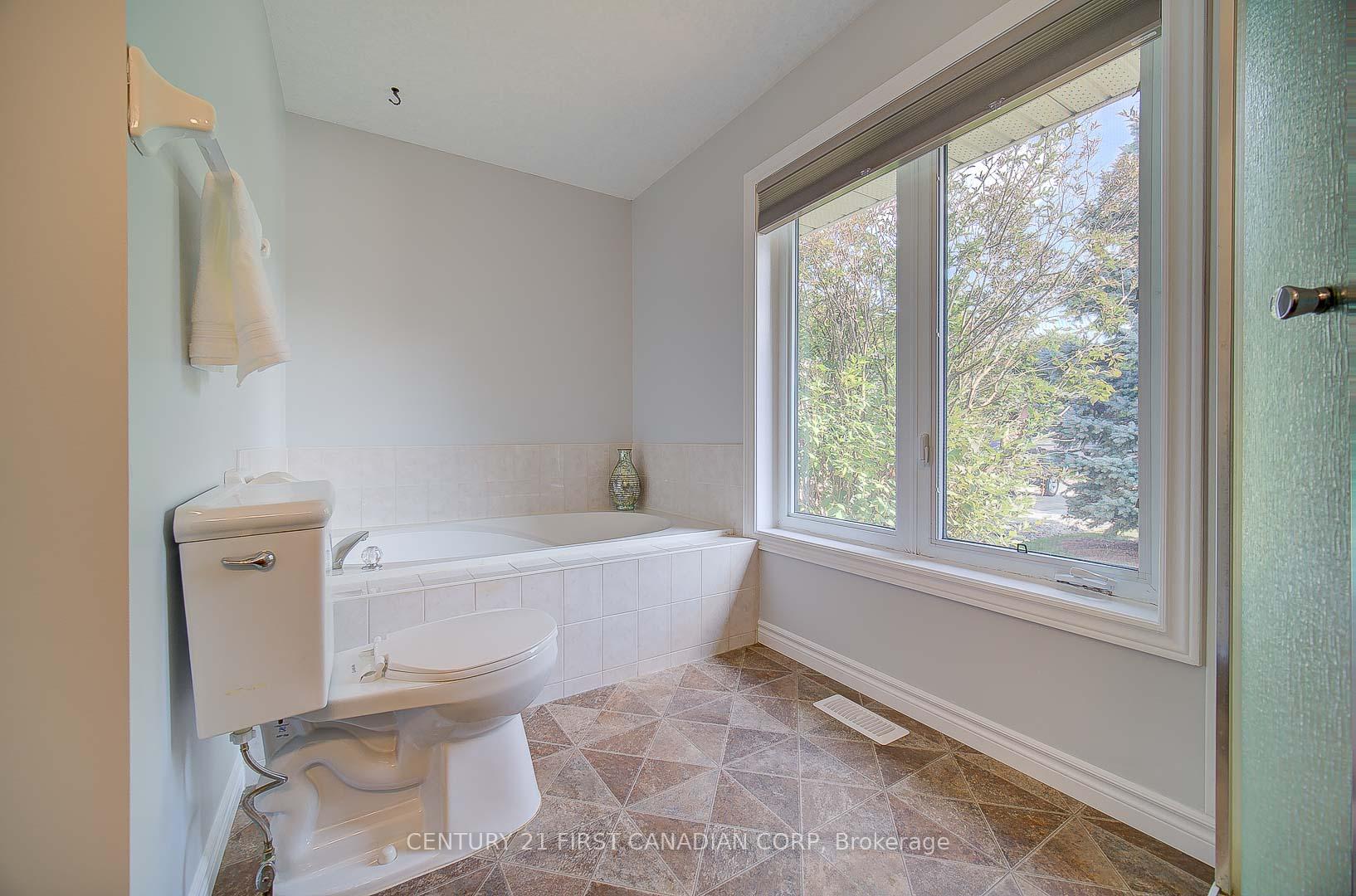 Photo 20 of 161 Lawrence Street, Wellesley — HOMEH