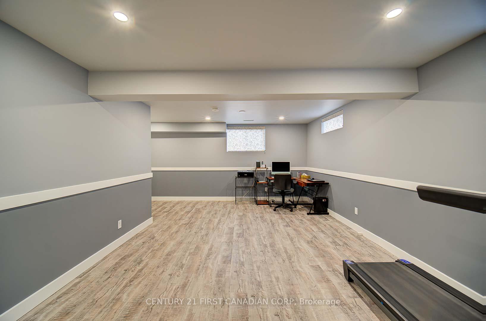 Photo 31 of 161 Lawrence Street, Wellesley — HOMEH